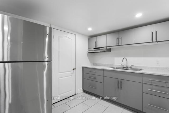 Photo 39 of 59 Galileo Drive, Hamilton, Lakeshore — HOMEH
