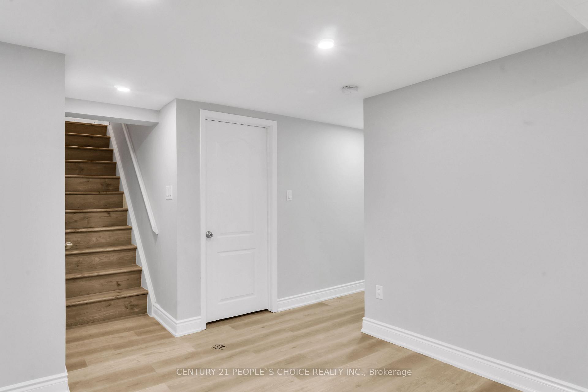 Photo 19 of 265 Avondale Boulevard, Brampton, Avondale — HOMEH