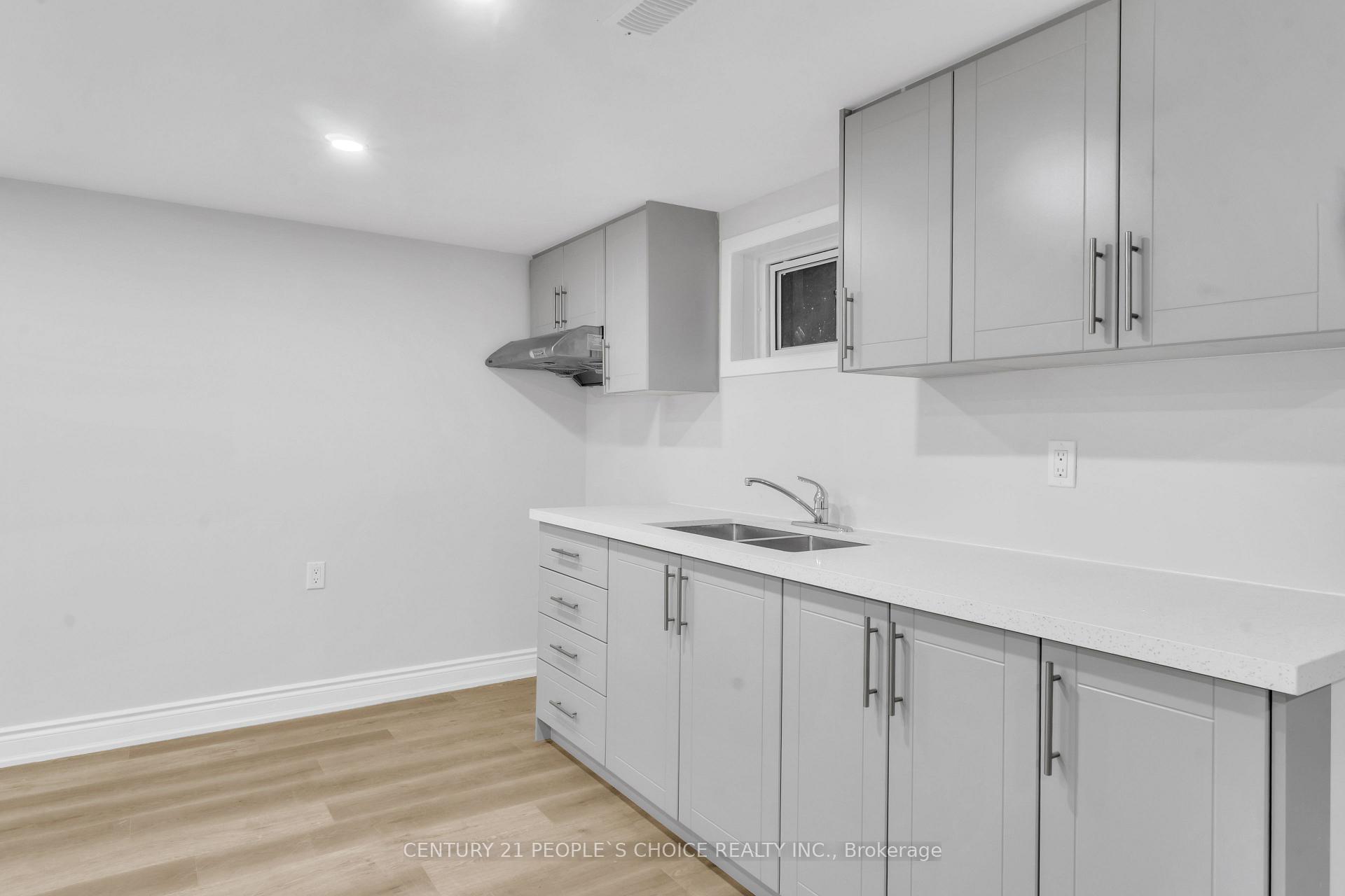 Photo 21 of 265 Avondale Boulevard, Brampton, Avondale — HOMEH