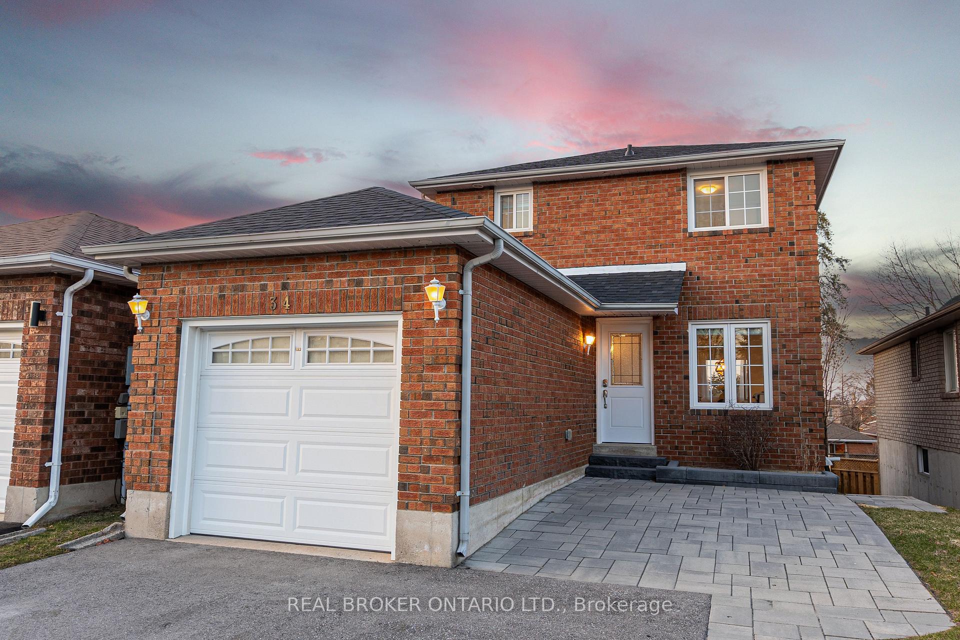Photo 2 of 34 Geddes Crescent, Barrie, Northwest — HOMEH