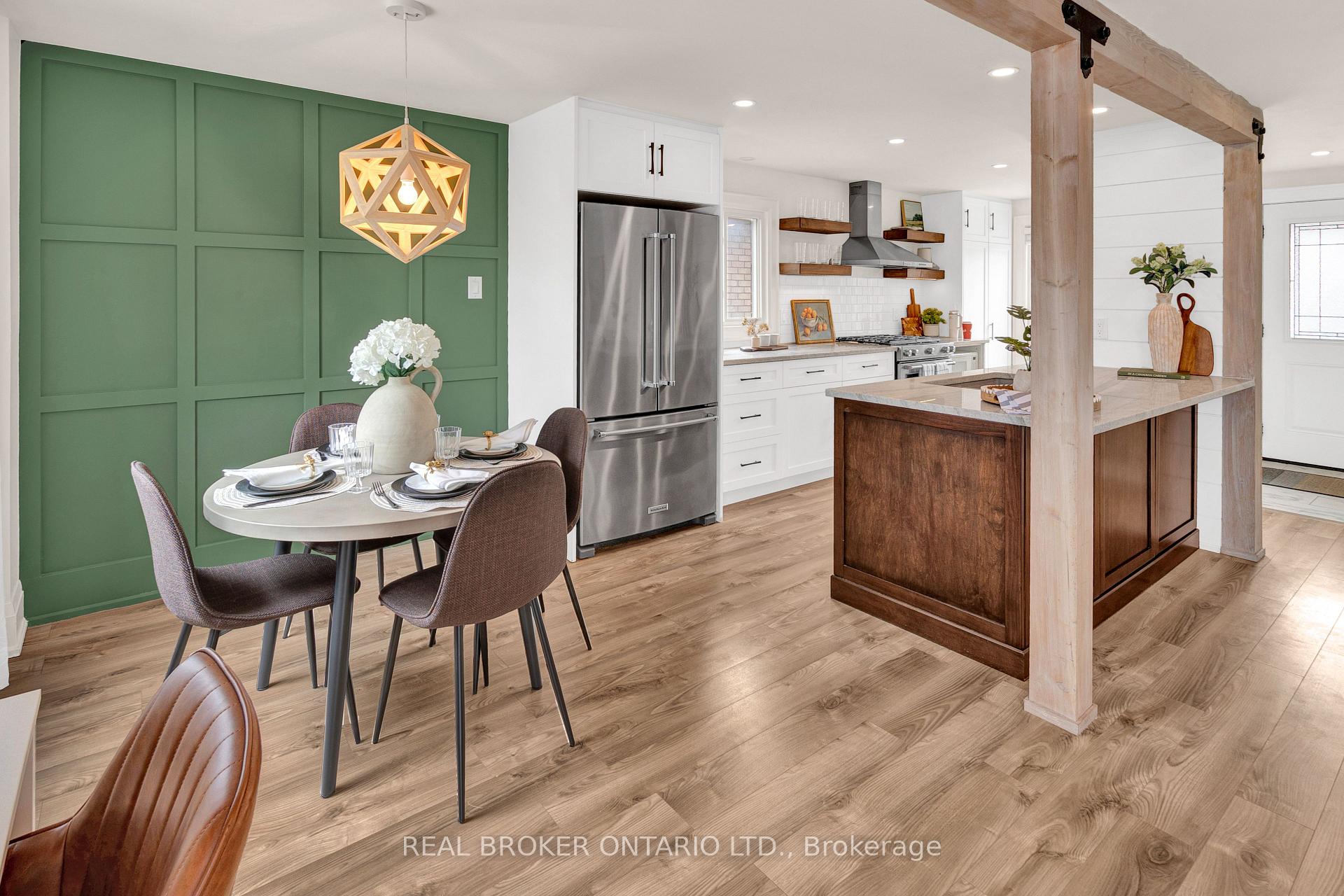 Photo 7 of 34 Geddes Crescent, Barrie, Northwest — HOMEH