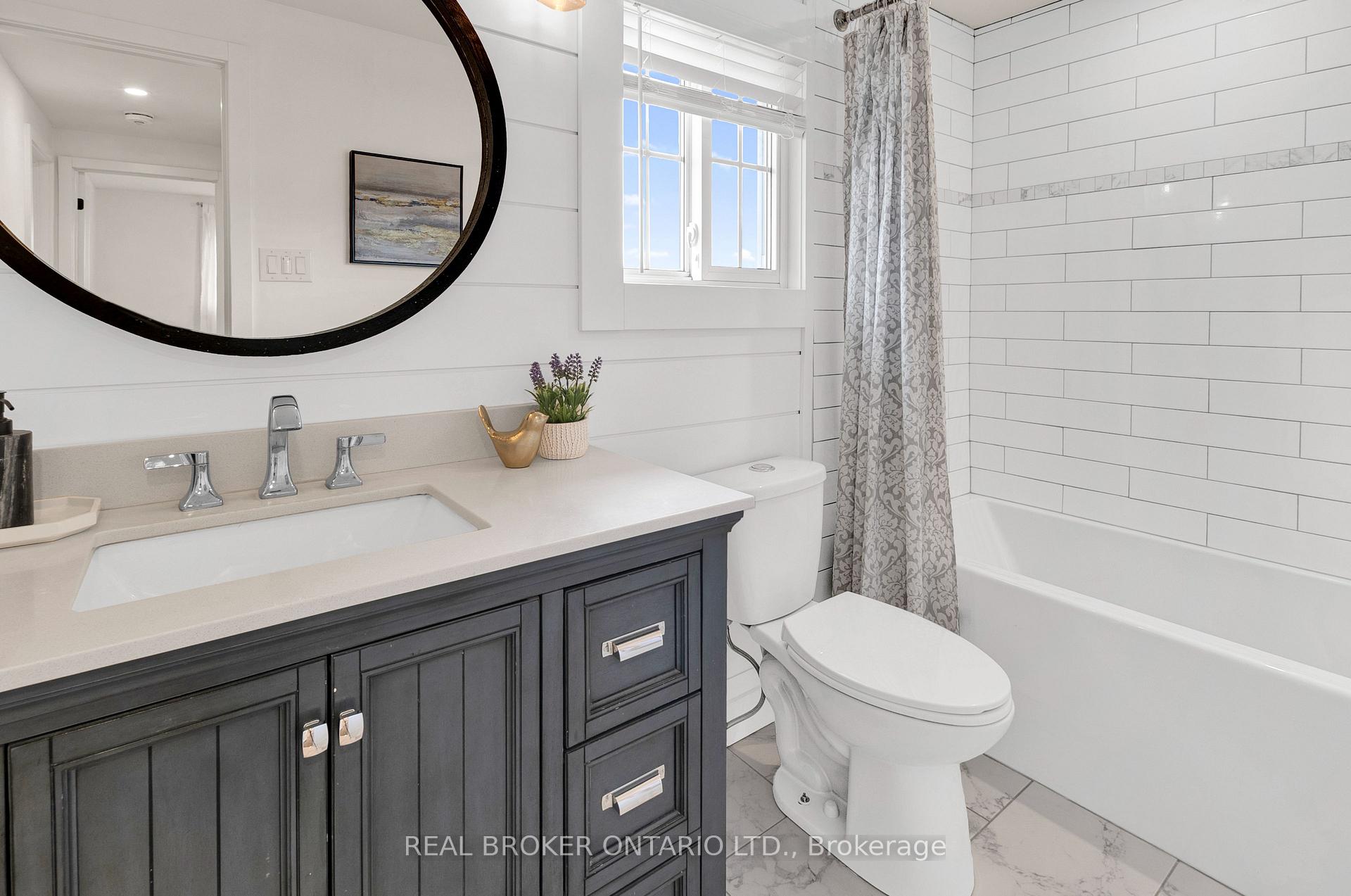 Photo 19 of 34 Geddes Crescent, Barrie, Northwest — HOMEH