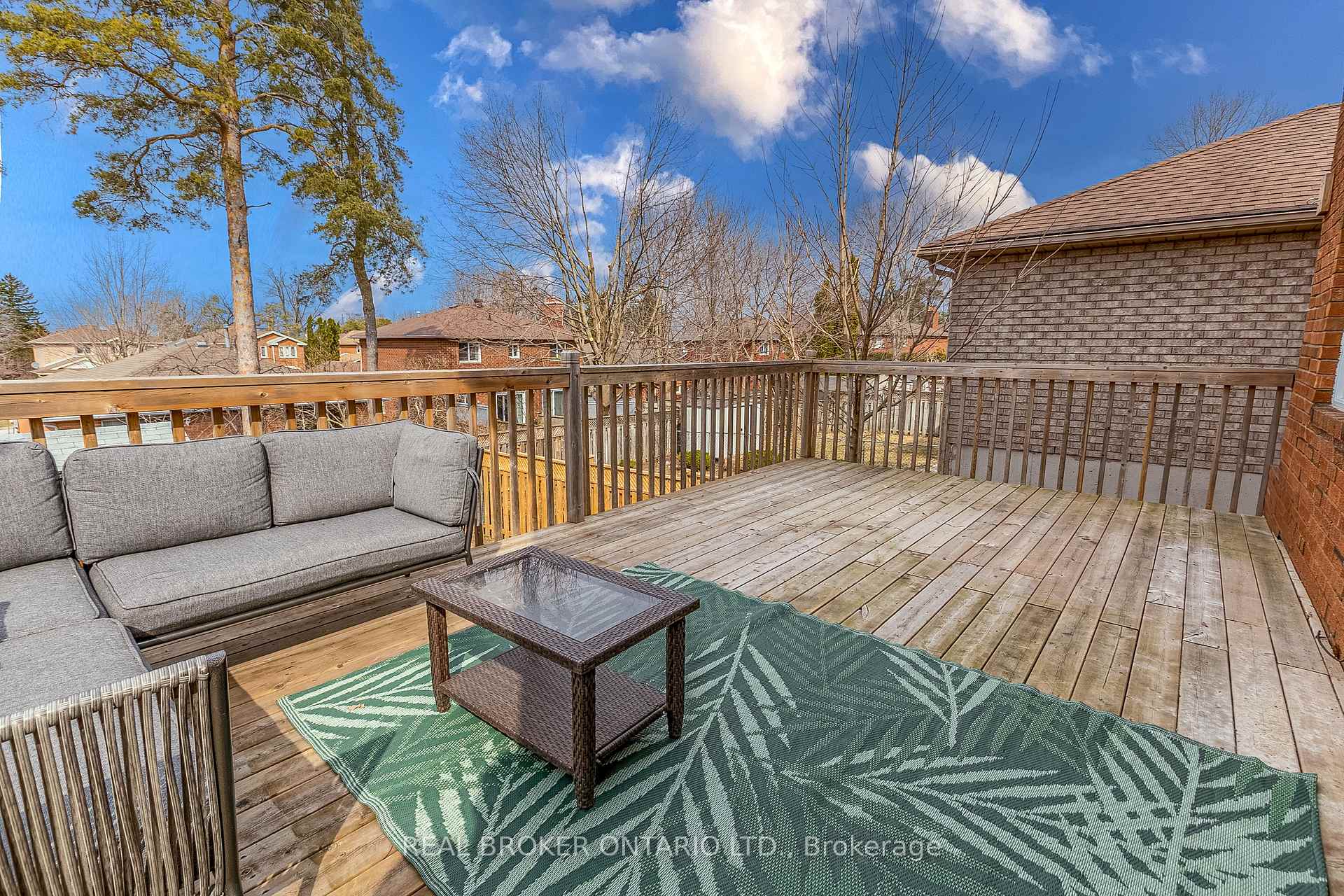 Photo 26 of 34 Geddes Crescent, Barrie, Northwest — HOMEH