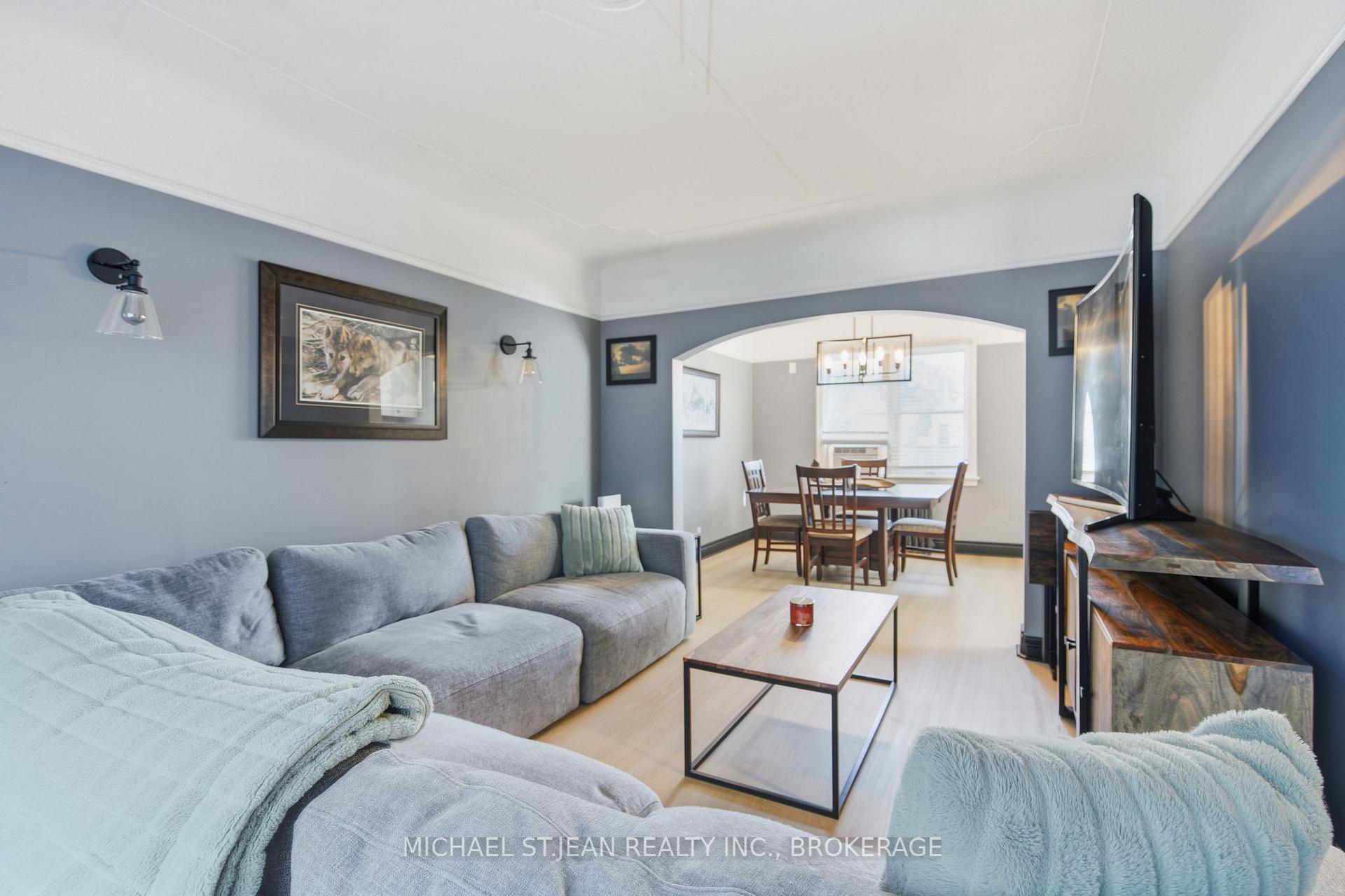 Photo 11 of 181 Craigroyston Road, Hamilton, Glenview — HOMEH