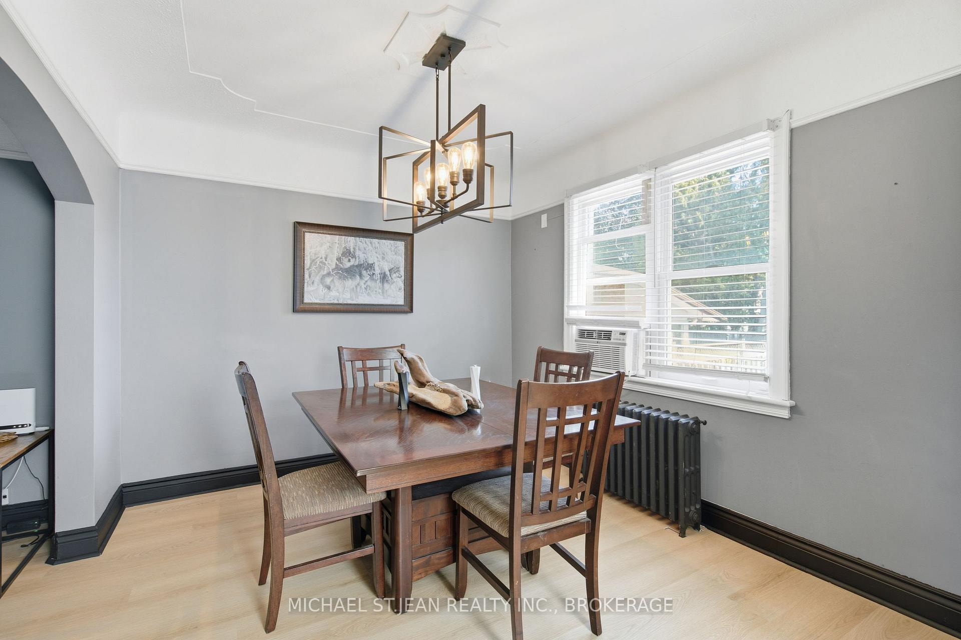 Photo 15 of 181 Craigroyston Road, Hamilton, Glenview — HOMEH