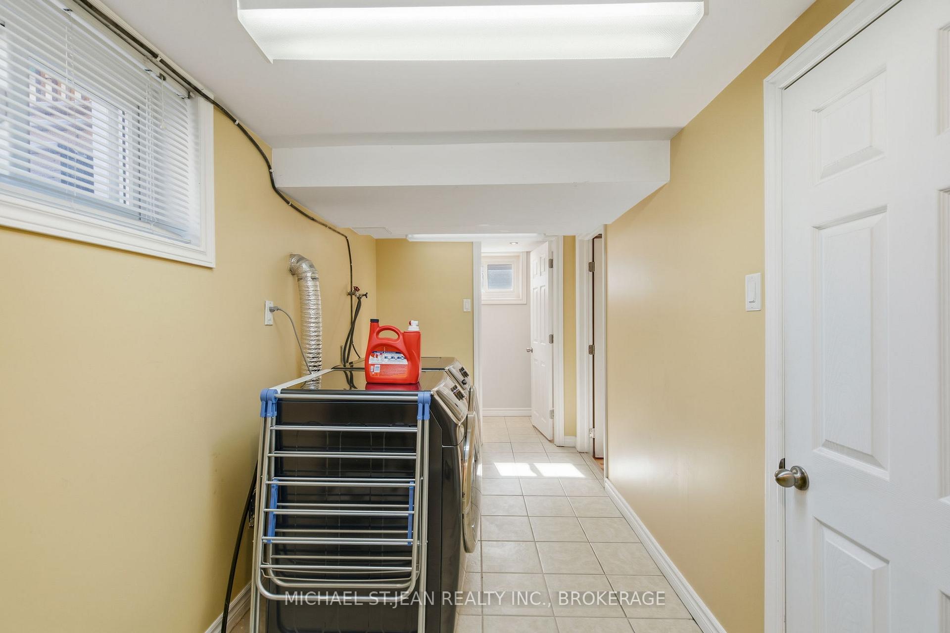 Photo 40 of 181 Craigroyston Road, Hamilton, Glenview — HOMEH