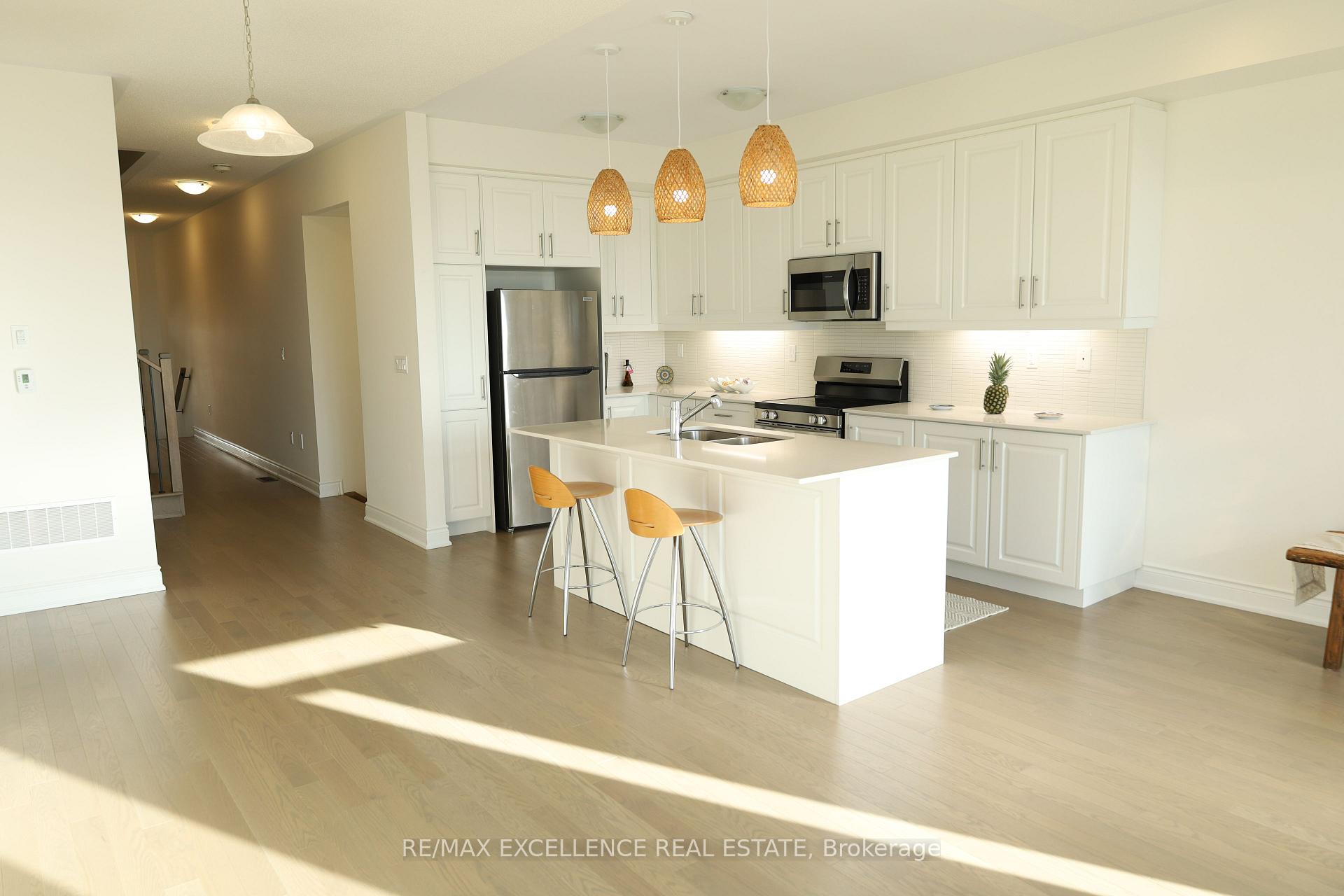 Photo 16 of 102 Bermondsey Way, Brampton, Bram West — HOMEH