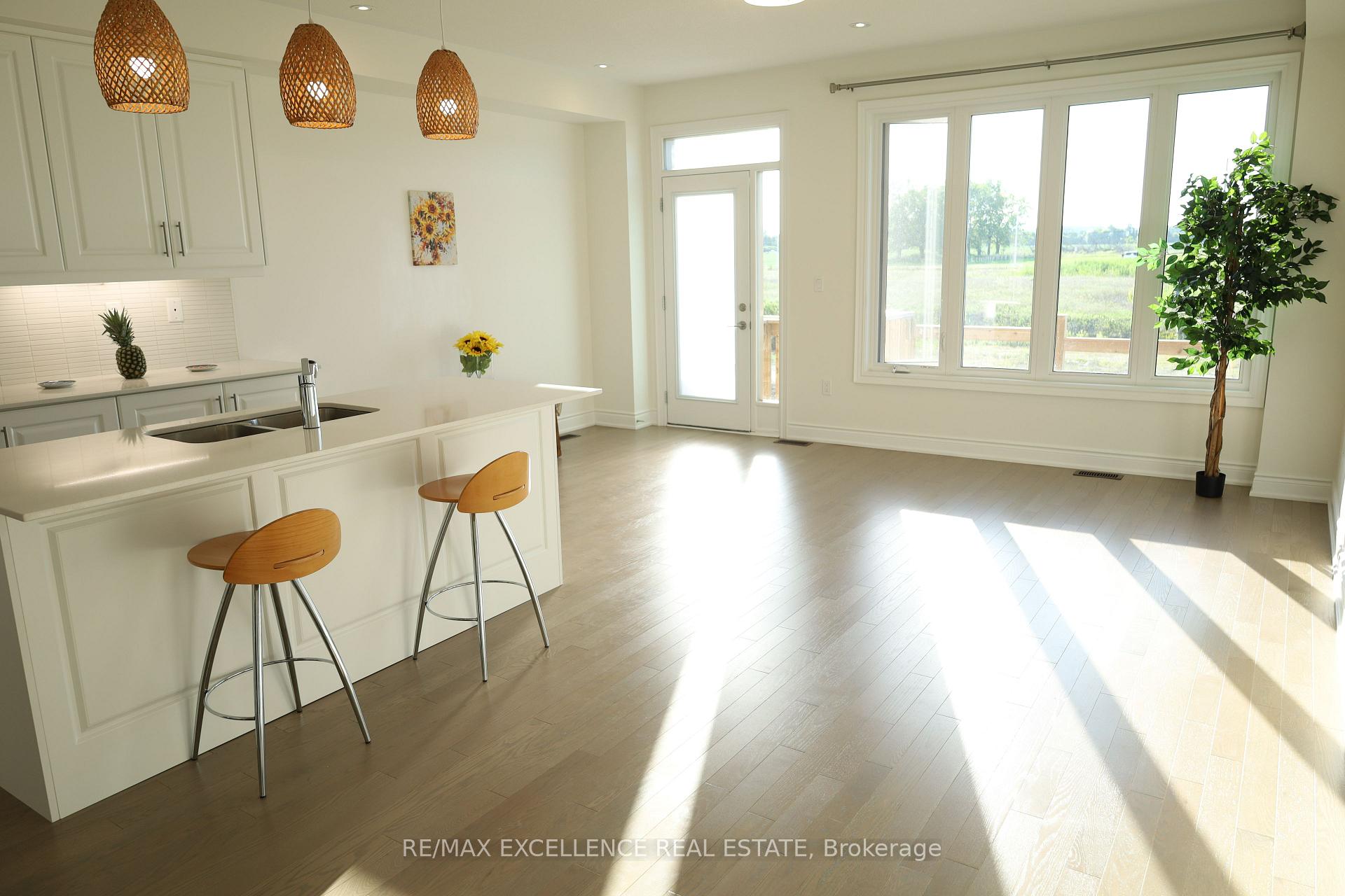 Photo 20 of 102 Bermondsey Way, Brampton, Bram West — HOMEH