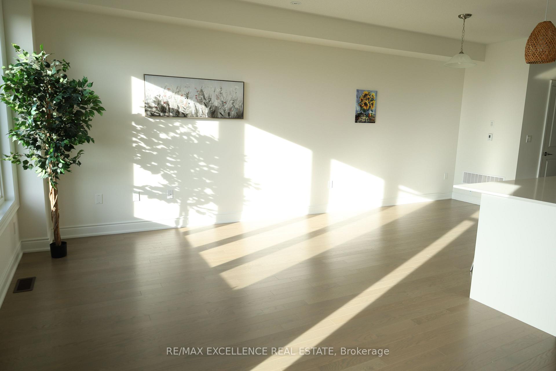Photo 22 of 102 Bermondsey Way, Brampton, Bram West — HOMEH