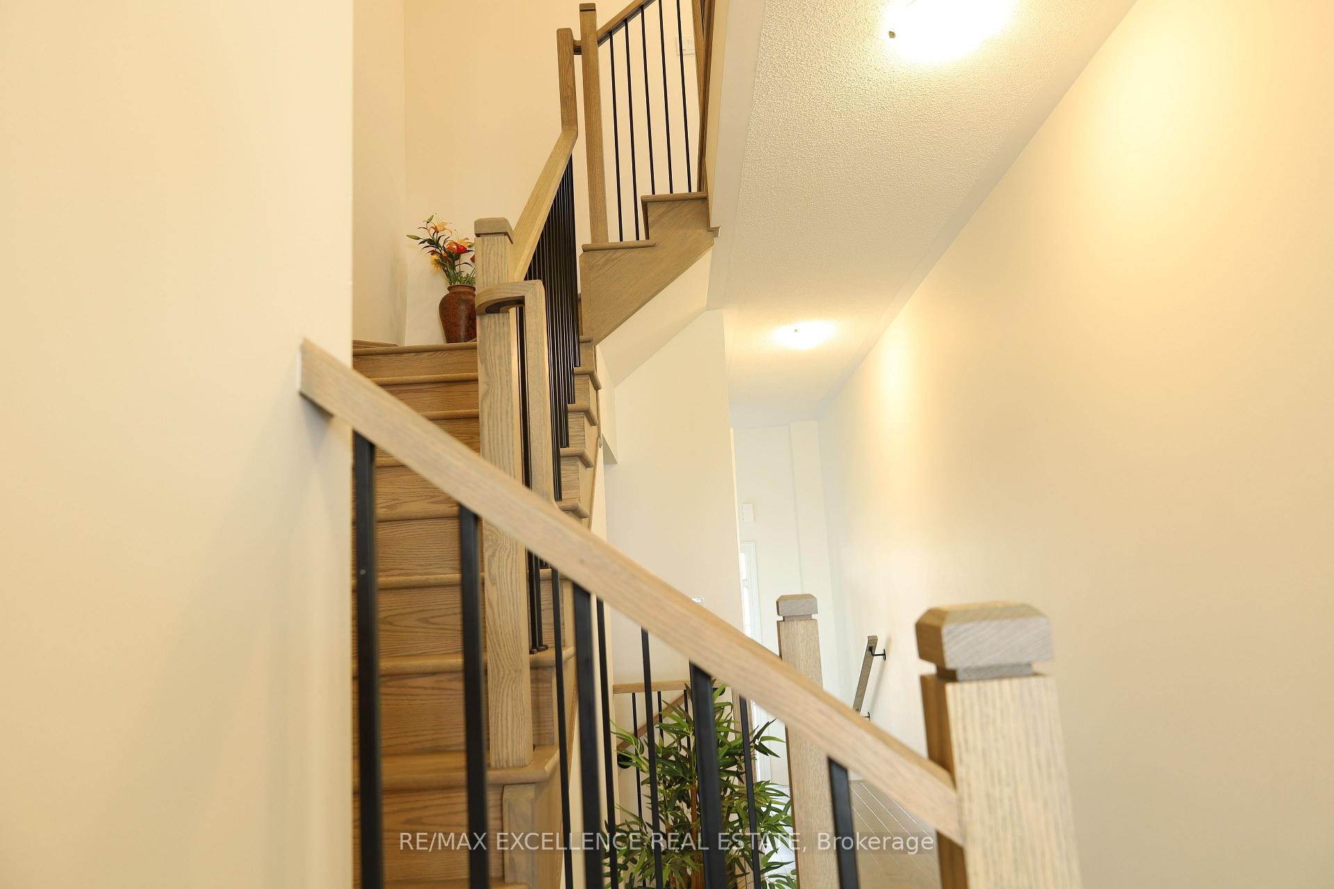 Photo 24 of 102 Bermondsey Way, Brampton, Bram West — HOMEH