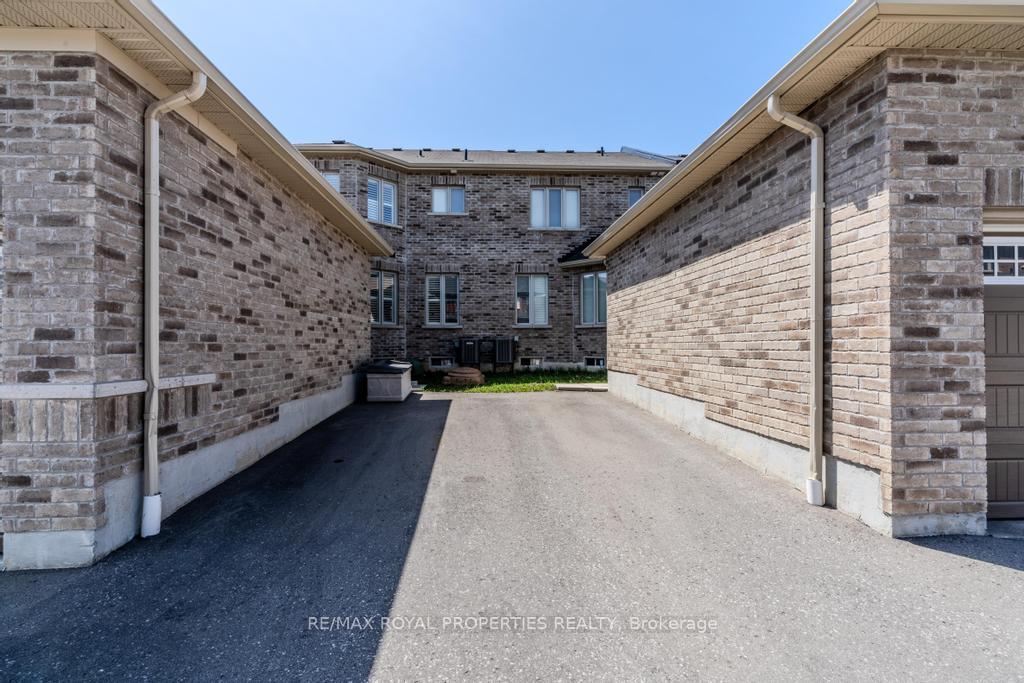 Photo 19 of 6 Drayton Avenue, Ajax, Northwest Ajax — HOMEH