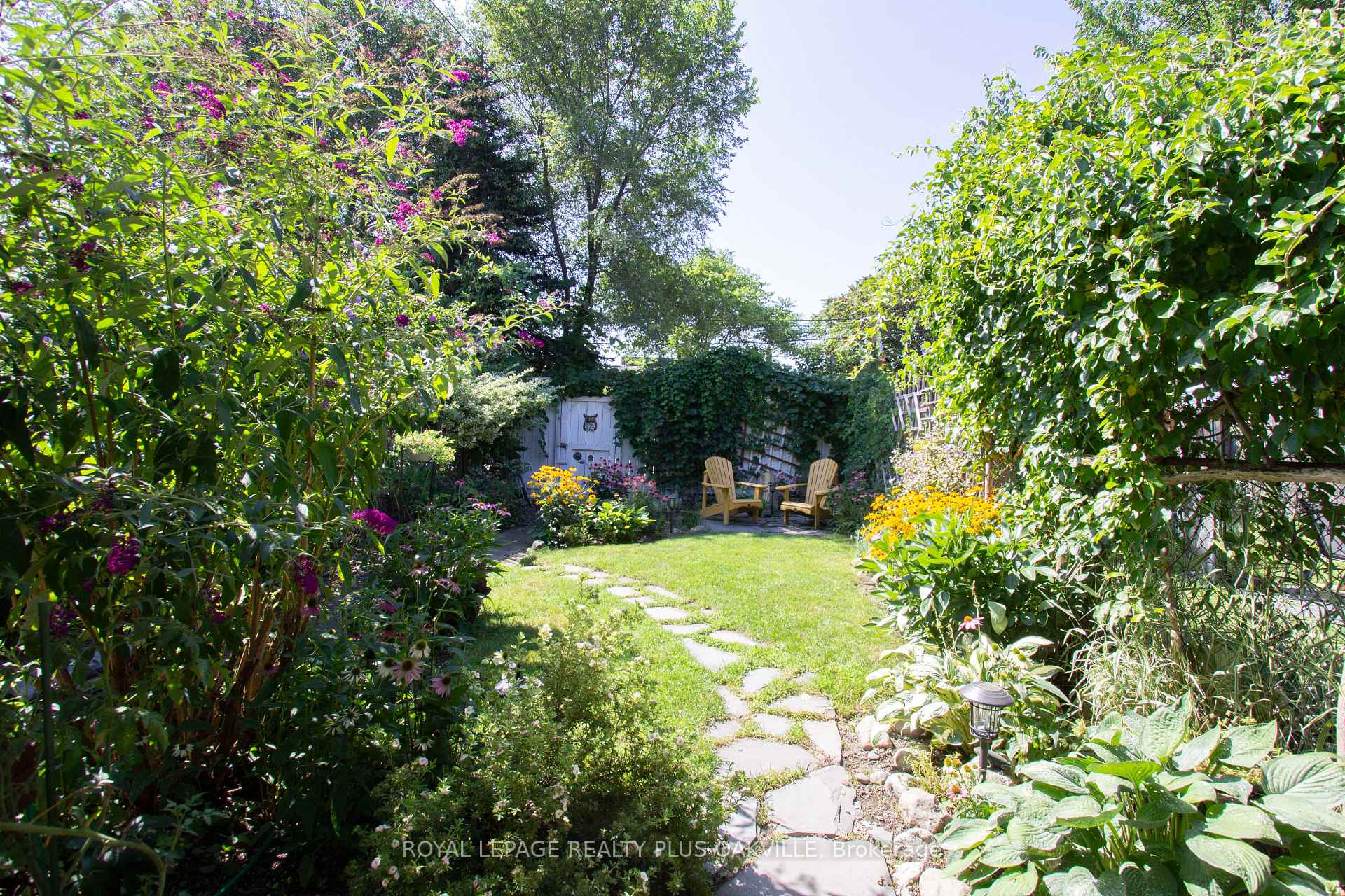 Photo 24 of 100 Case Street, Hamilton, Stripley — HOMEH