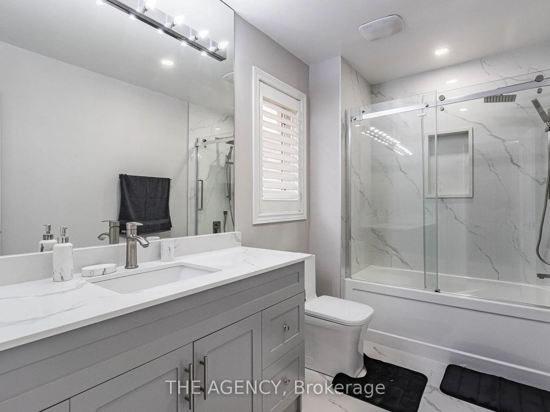 Photo 24 of 2340 Thruxton Drive, Oakville, Joshua Creek — HOMEH