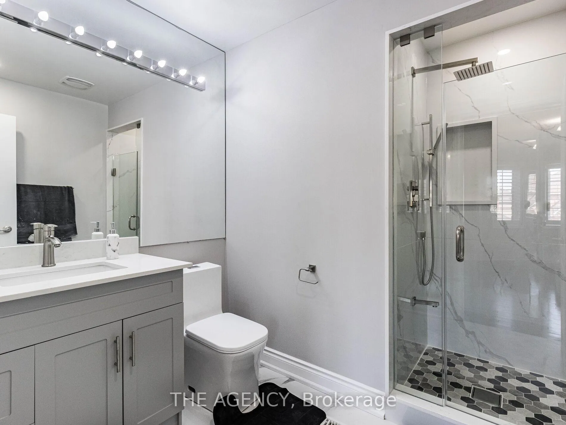 Photo 30 of 2340 Thruxton Drive, Oakville, Joshua Creek — HOMEH