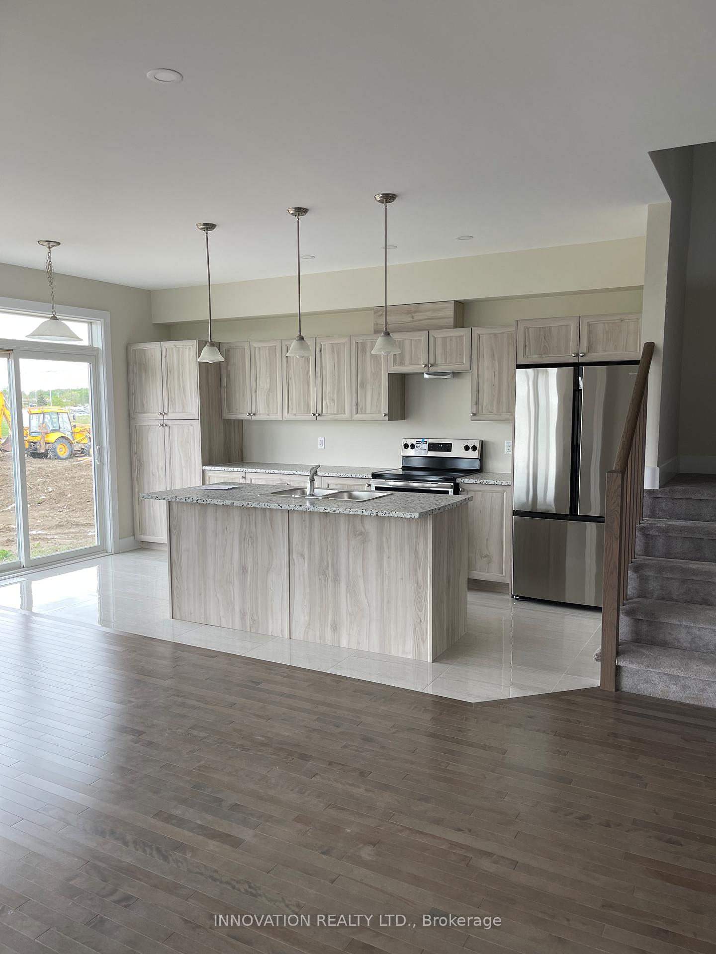 Photo 4 of 48 Robertson Lane, Carleton Place — HOMEH