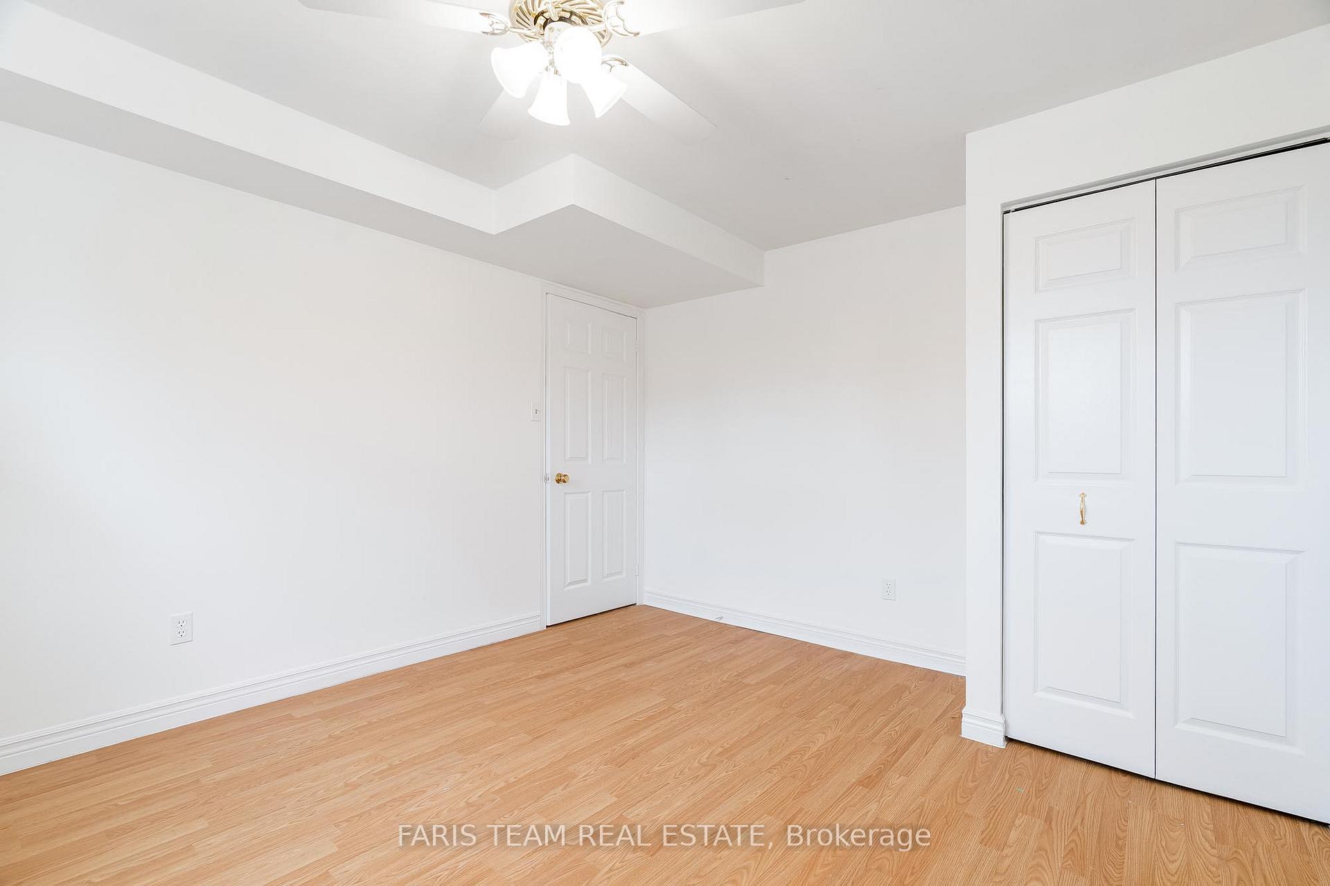 Photo 24 of 136 Fox Run, Barrie, Letitia Heights — HOMEH