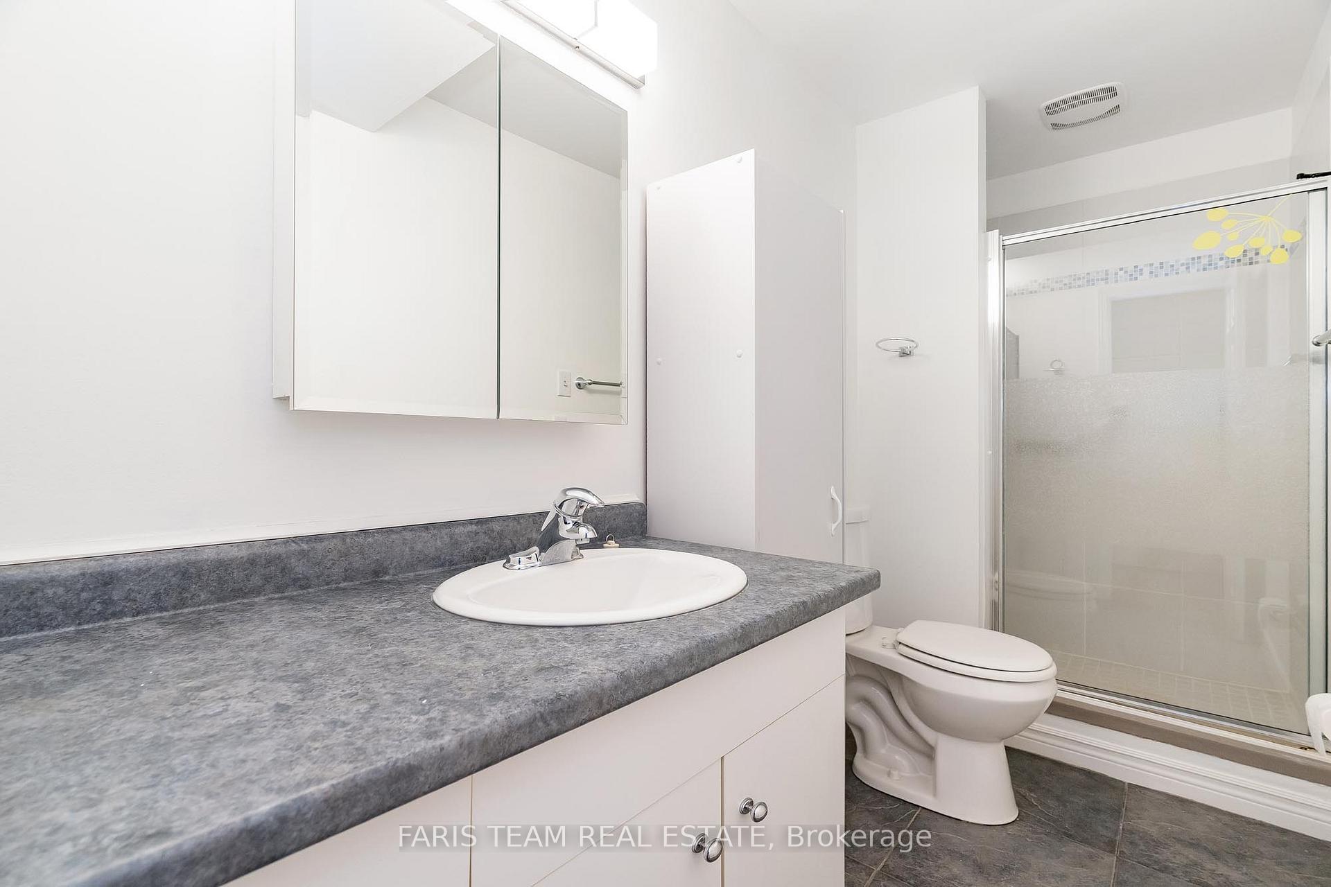 Photo 26 of 136 Fox Run, Barrie, Letitia Heights — HOMEH