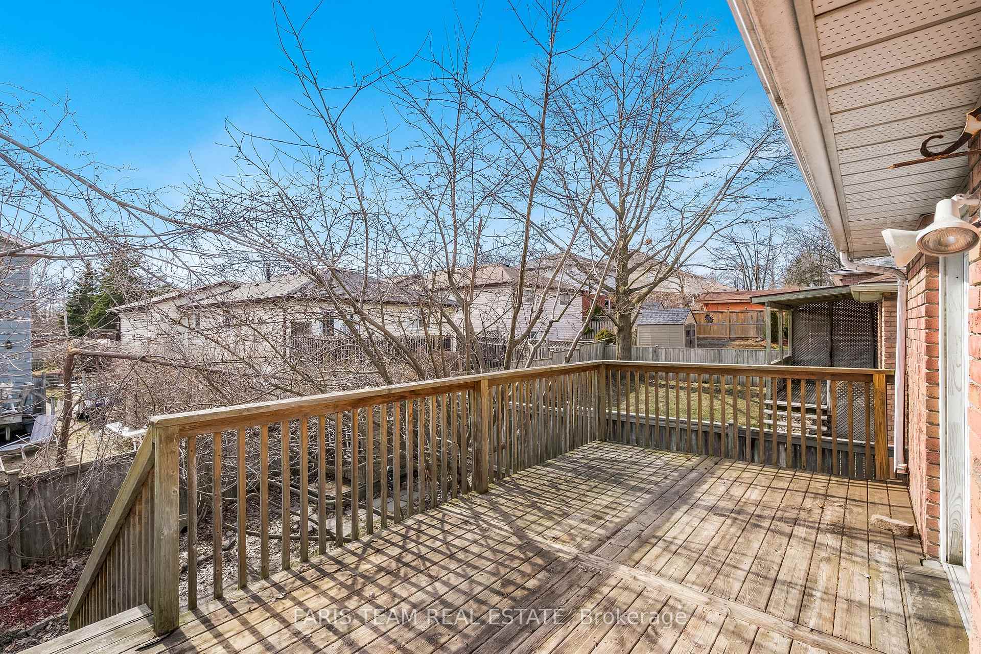 Photo 28 of 136 Fox Run, Barrie, Letitia Heights — HOMEH