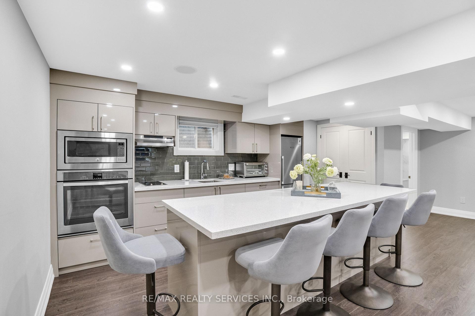 Photo 34 of 24 Marlow Place, Brampton, Central Park — HOMEH