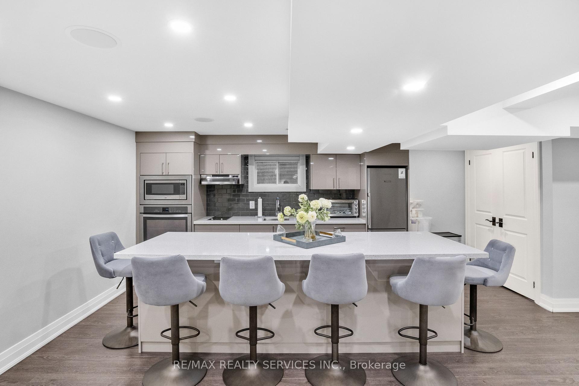 Photo 35 of 24 Marlow Place, Brampton, Central Park — HOMEH