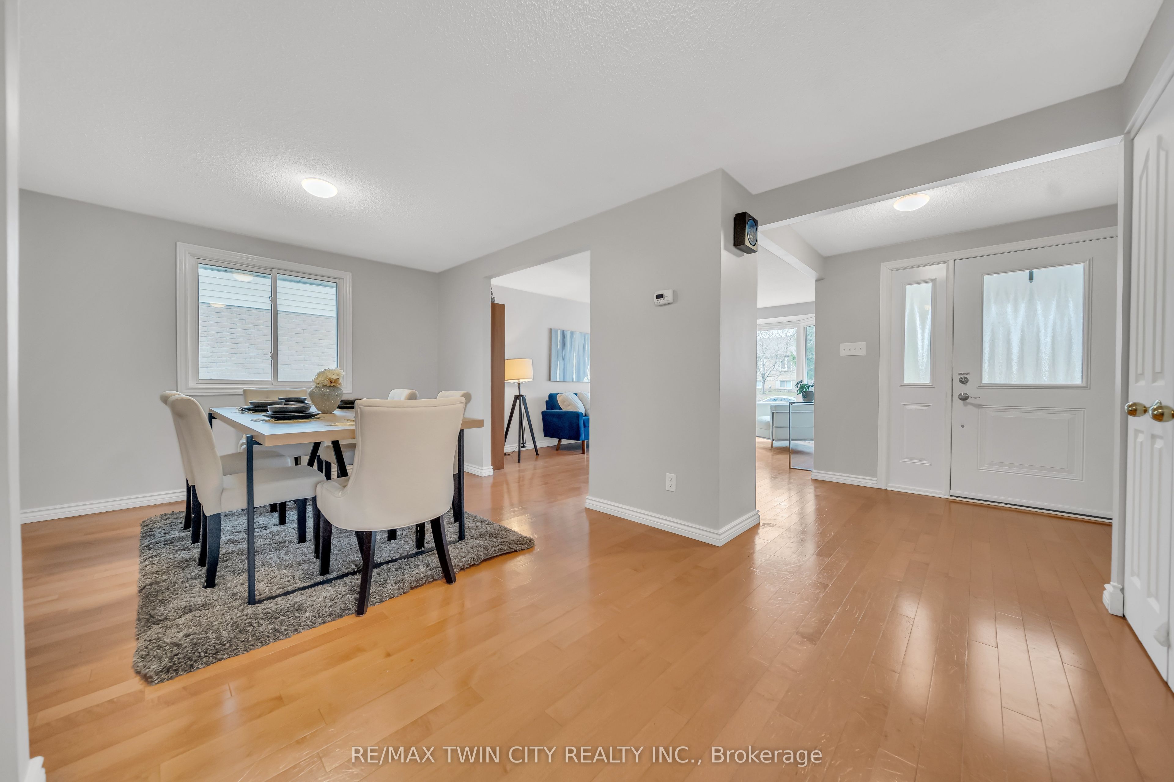 Photo 52 of 21 Oneida Place, Kitchener, Centreville Chicopee — HOMEH