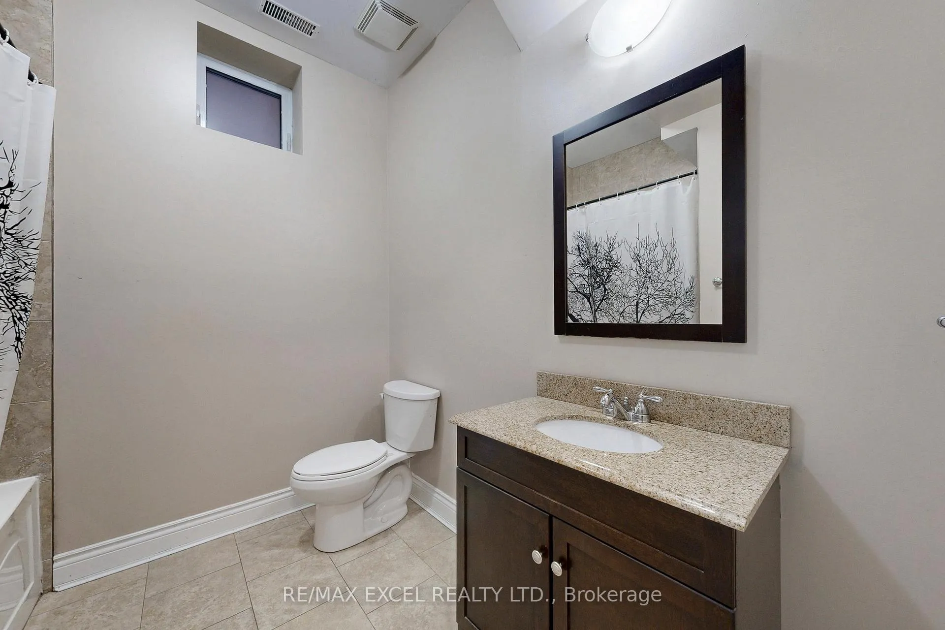 Photo 43 of 90 Fairleigh Crescent, Toronto, Forest Hill North — HOMEH