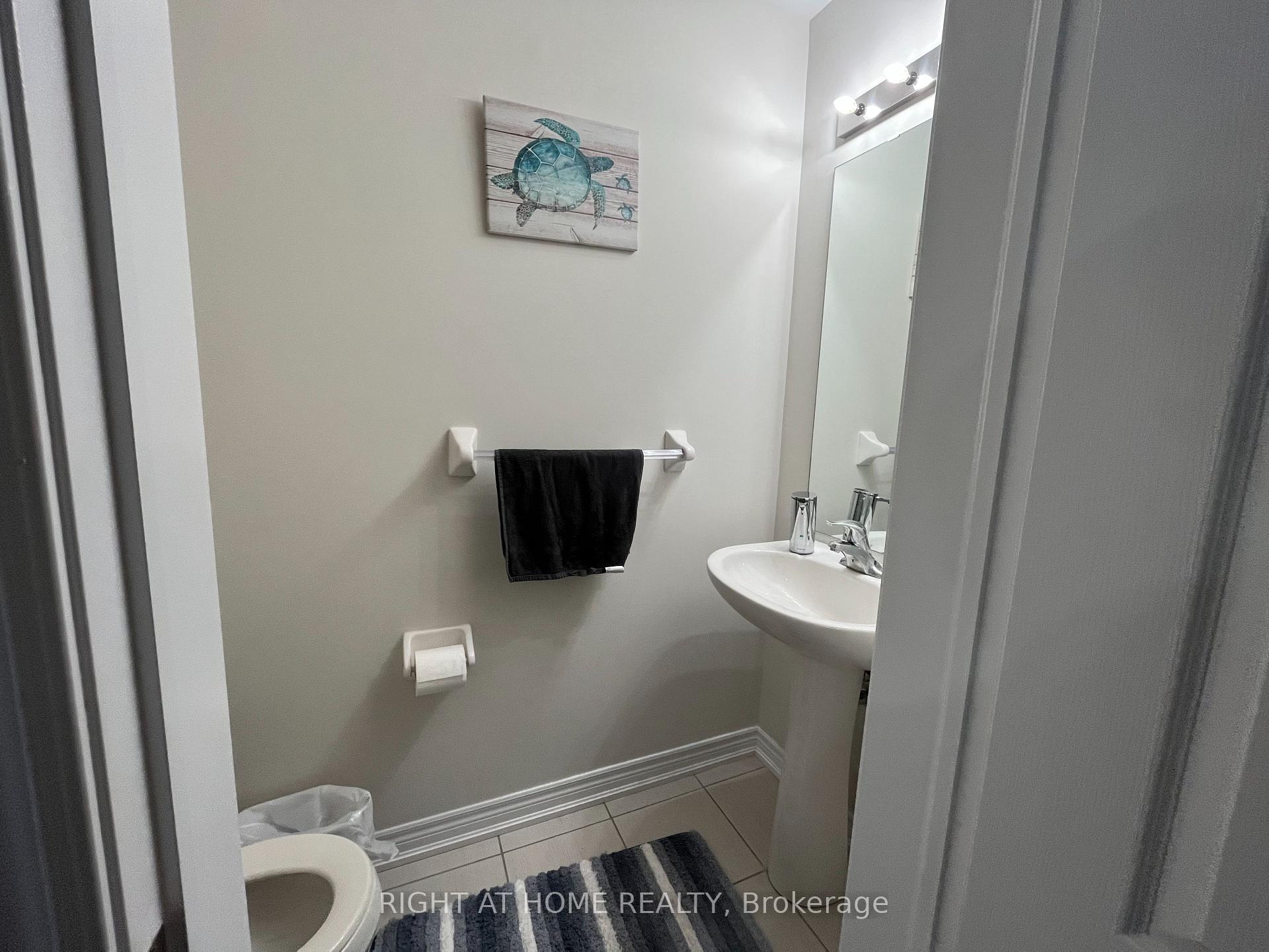 Photo 3 of 25 Sea Drifter Crescent, Brampton, Bram East — HOMEH