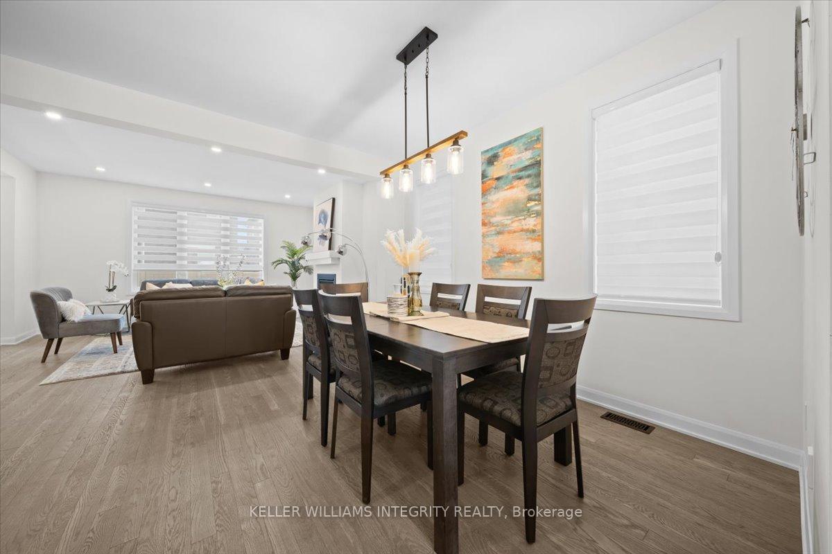 Photo 5 of 368 Cloyne Crescent, Ottawa, Barrhaven - Half Moon Bay — HOMEH