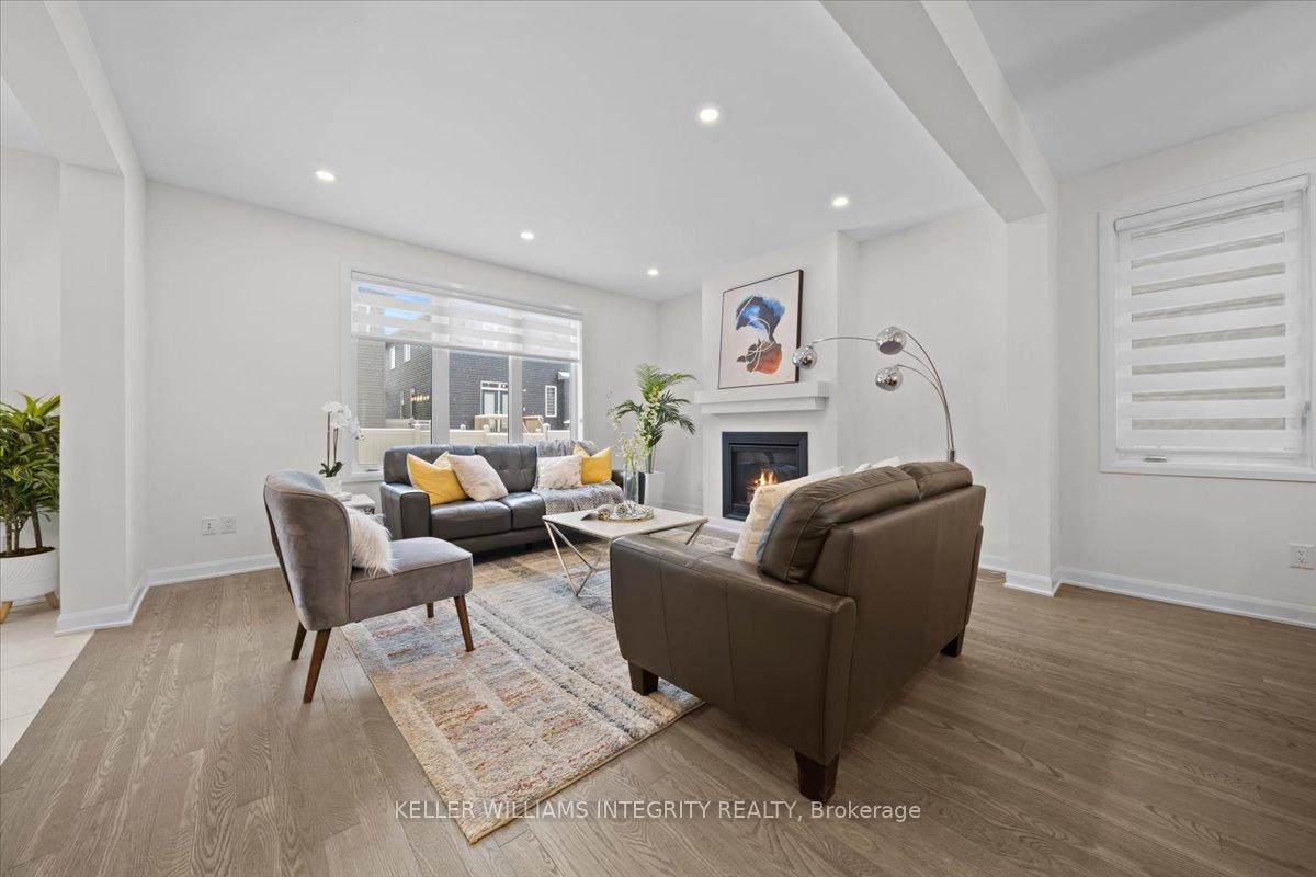 Photo 9 of 368 Cloyne Crescent, Ottawa, Barrhaven - Half Moon Bay — HOMEH