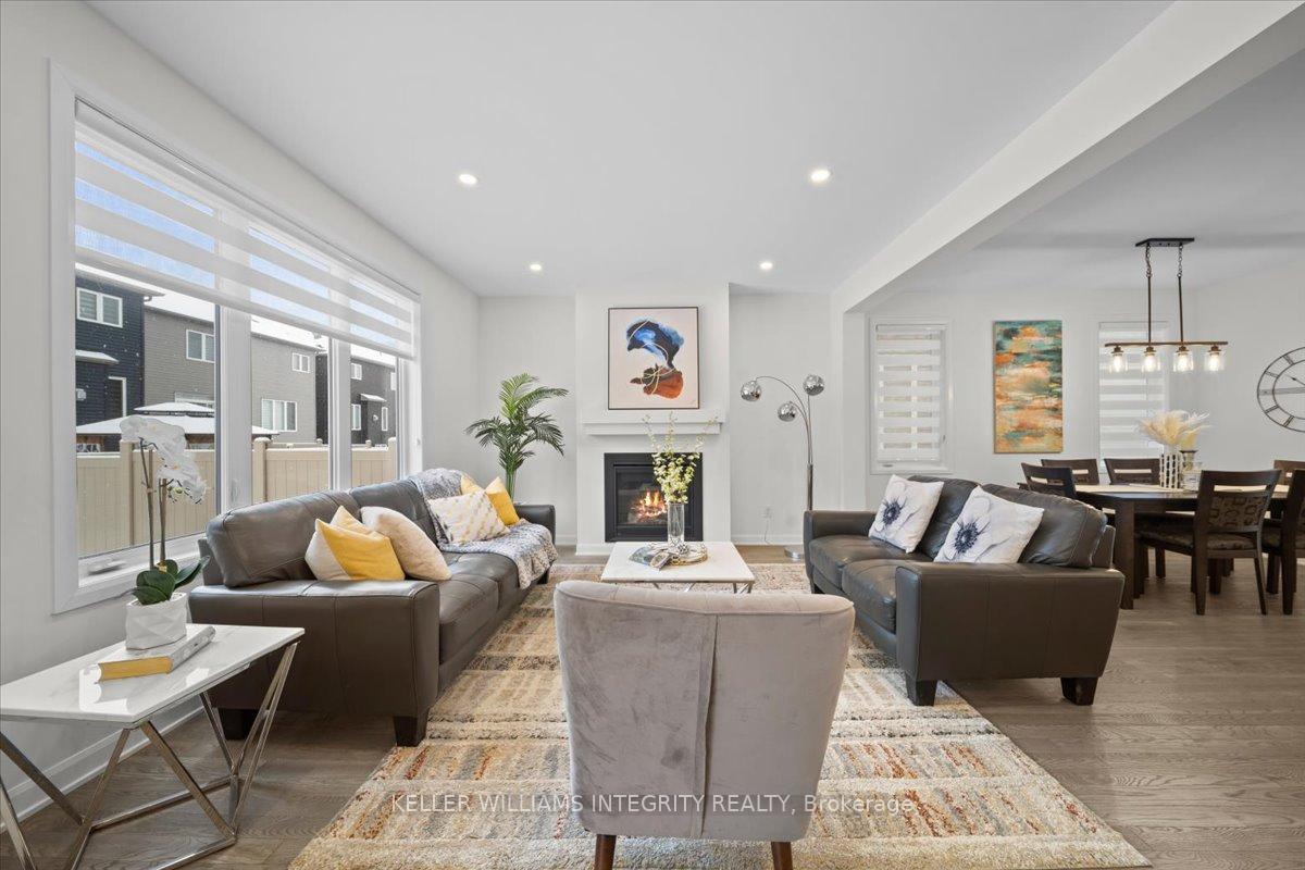 Photo 10 of 368 Cloyne Crescent, Ottawa, Barrhaven - Half Moon Bay — HOMEH