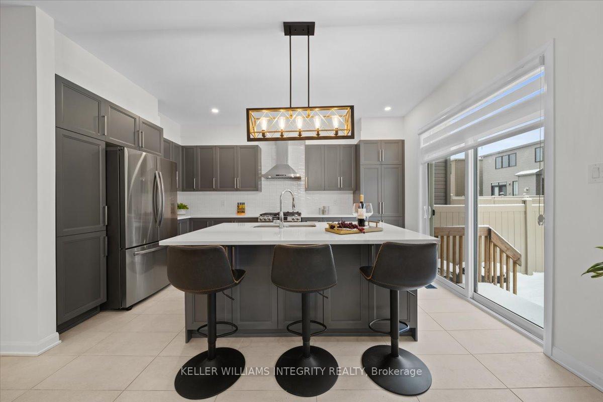 Photo 13 of 368 Cloyne Crescent, Ottawa, Barrhaven - Half Moon Bay — HOMEH