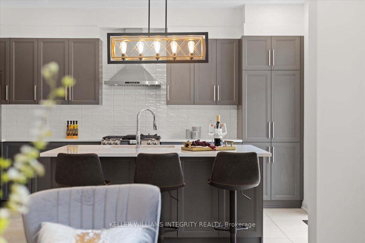 Photo 18 of 368 Cloyne Crescent, Ottawa, Barrhaven - Half Moon Bay — HOMEH