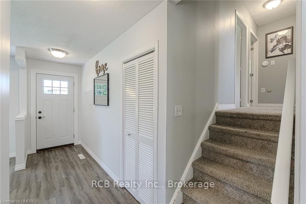 Photo 10 of 232 Pleasant Ridge Road, Brant, Brantford Twp — HOMEH