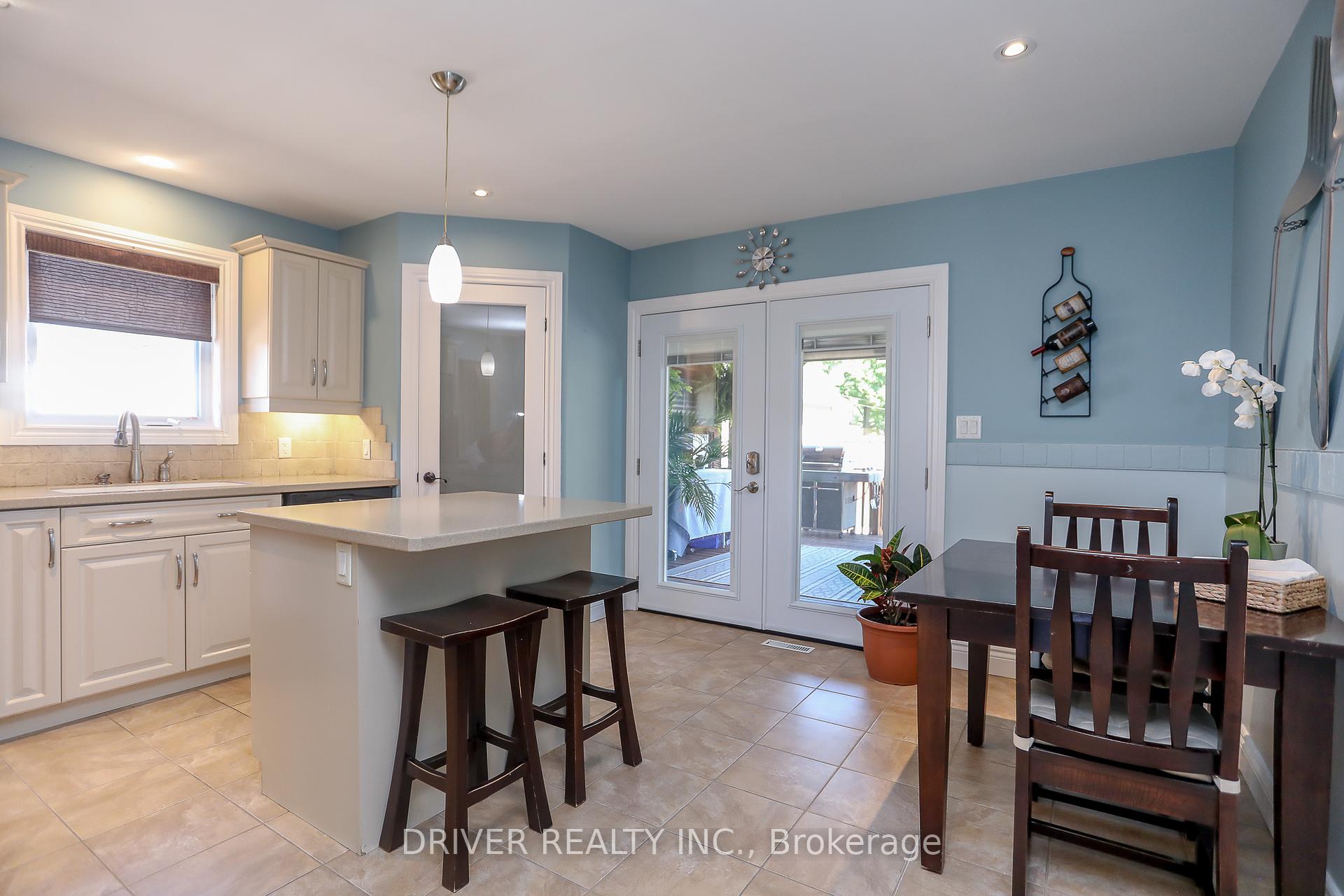 Photo 11 of 71 Queen Street S, Aylmer — HOMEH