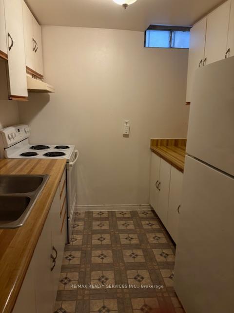 Photo 7 of 8 Evalene Court, Brampton, Heart Lake West — HOMEH