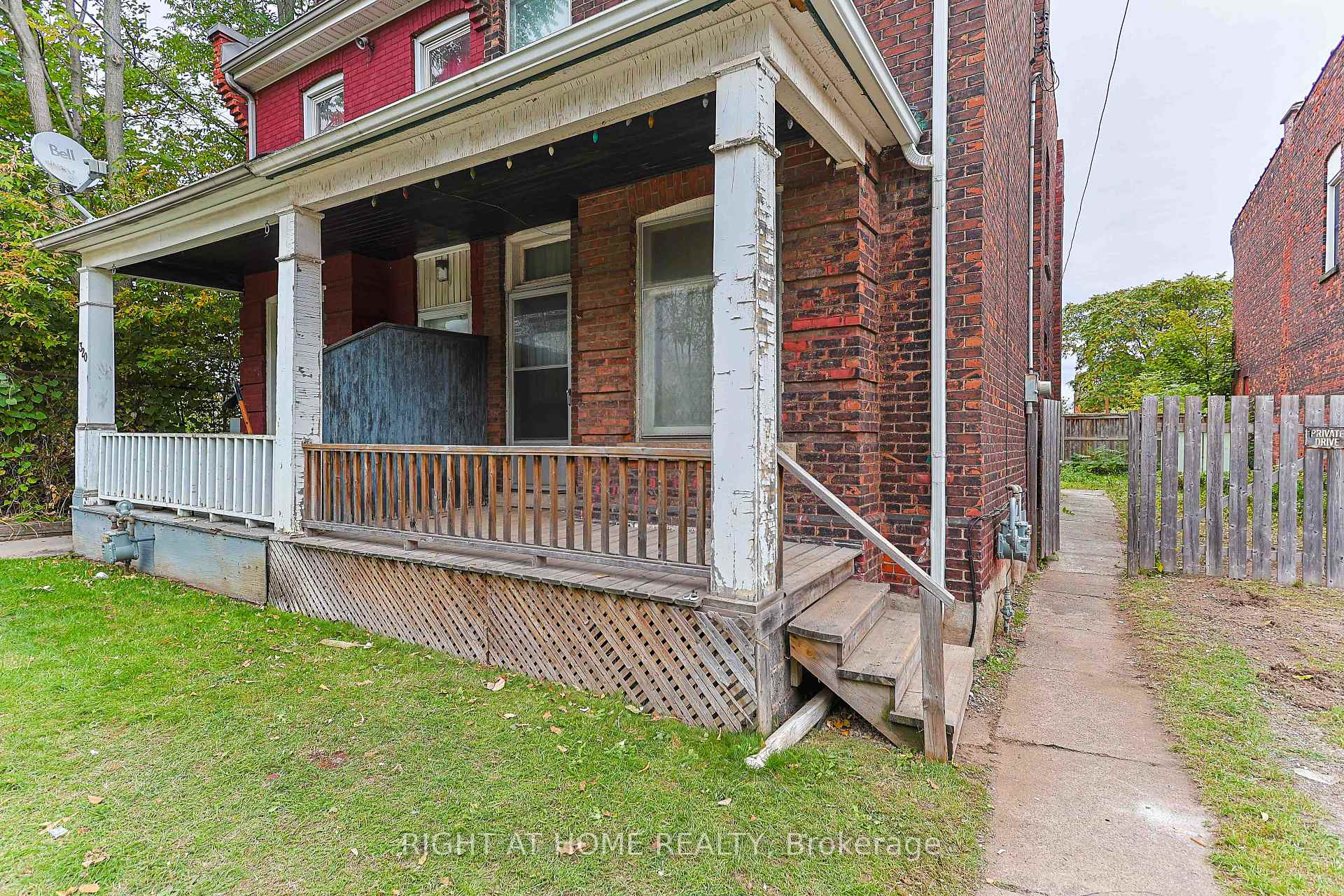 Photo 5 of 318 John Street N, Hamilton, Beasley — HOMEH