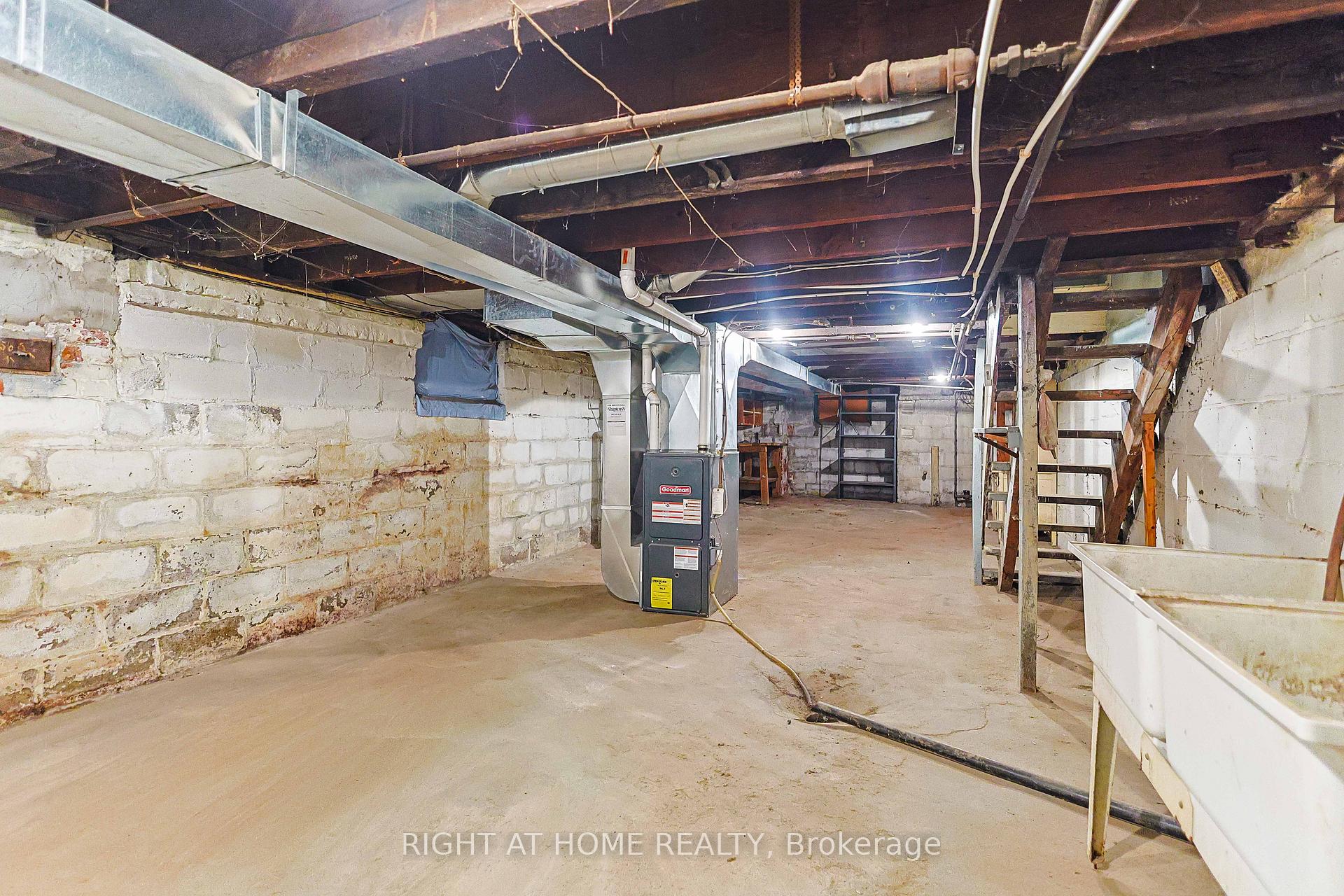 Photo 29 of 318 John Street N, Hamilton, Beasley — HOMEH
