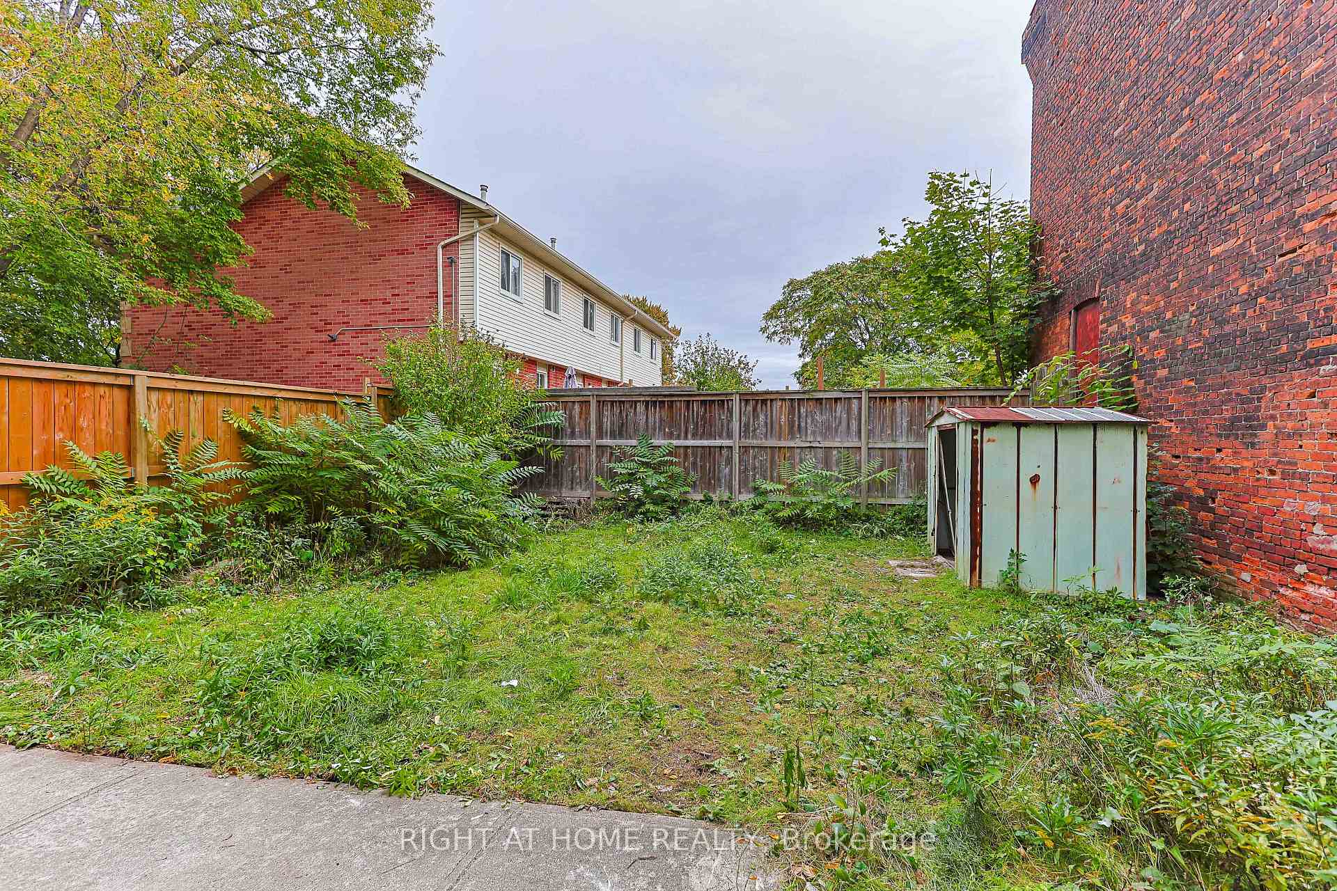 Photo 34 of 318 John Street N, Hamilton, Beasley — HOMEH