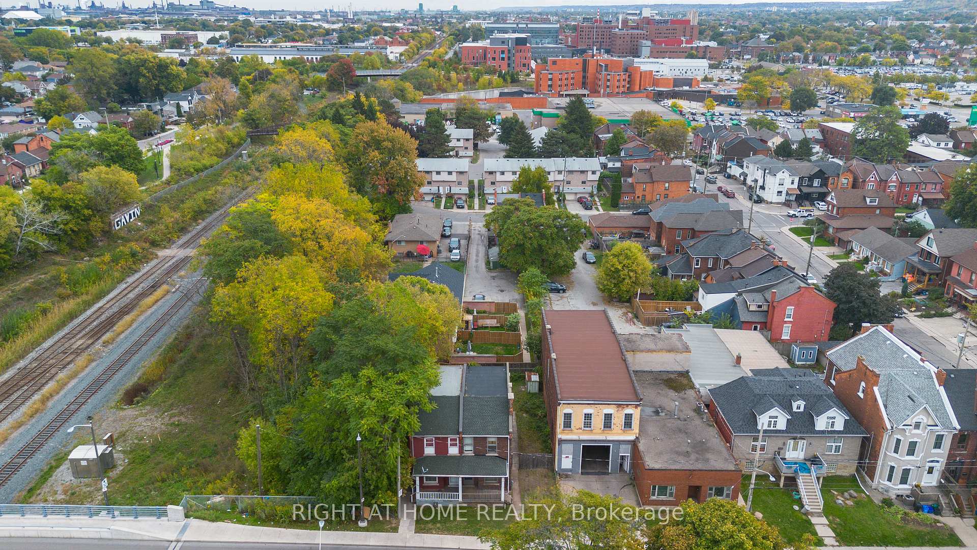 Photo 37 of 318 John Street N, Hamilton, Beasley — HOMEH