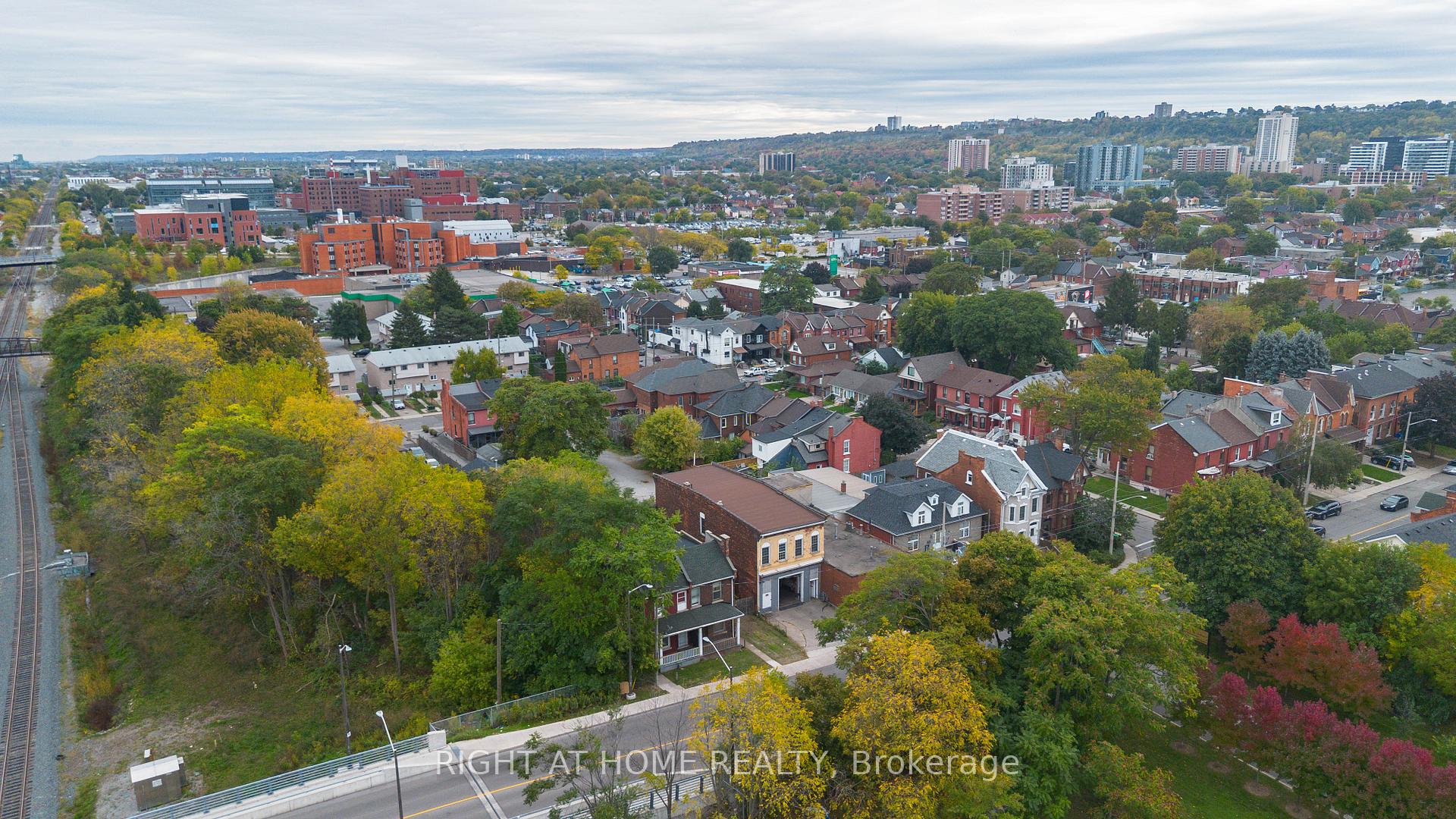 Photo 44 of 318 John Street N, Hamilton, Beasley — HOMEH