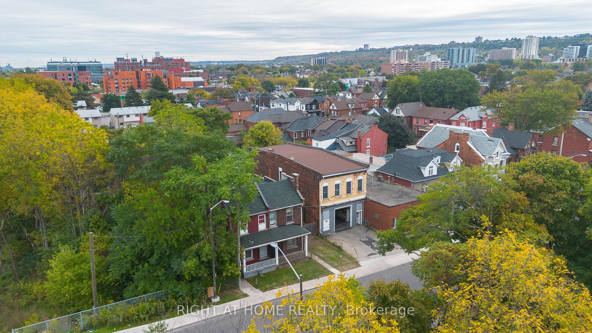 Photo 45 of 318 John Street N, Hamilton, Beasley — HOMEH