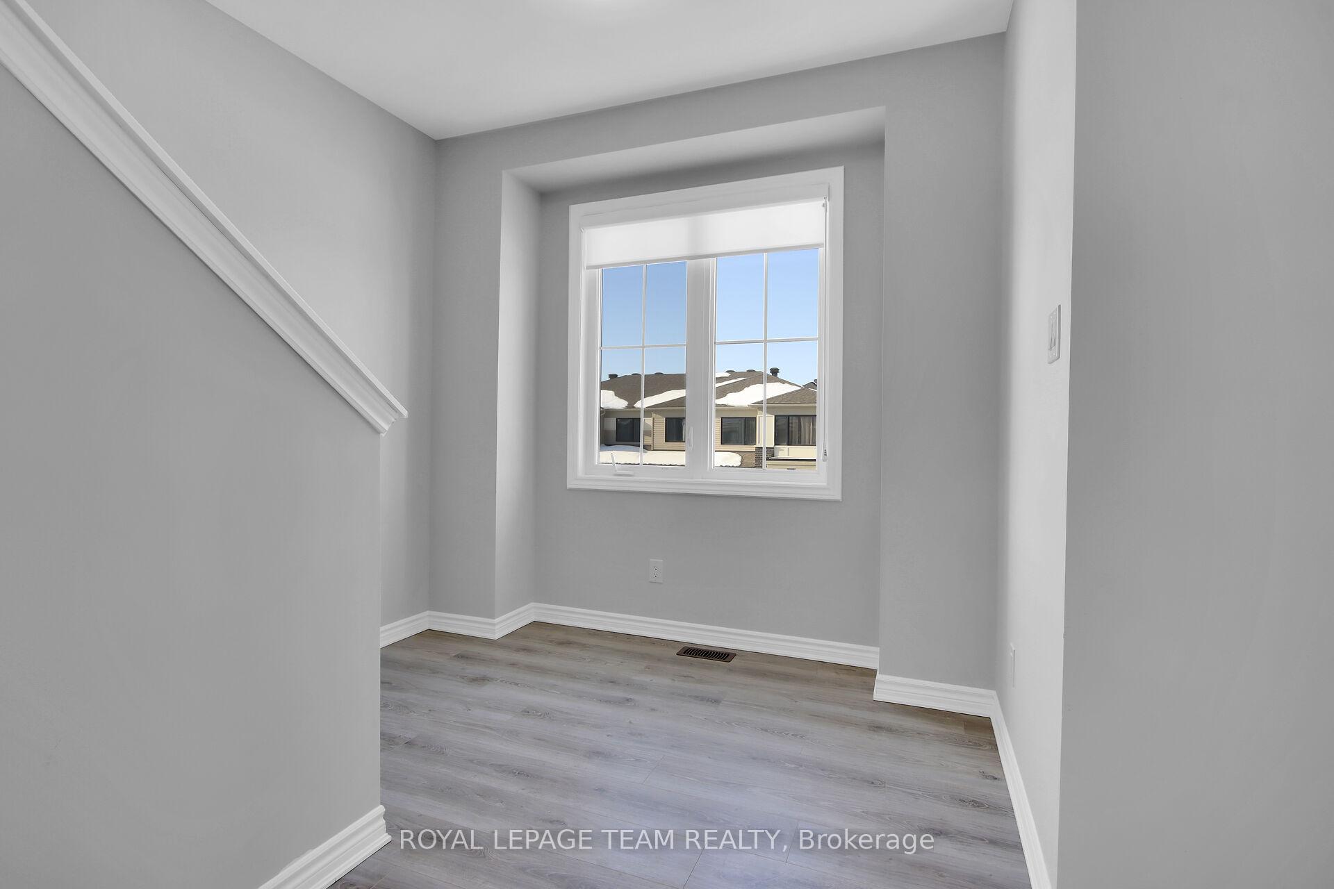 Photo 12 of 55 Lentago Avenue, Ottawa, Barrhaven - Half Moon Bay — HOMEH