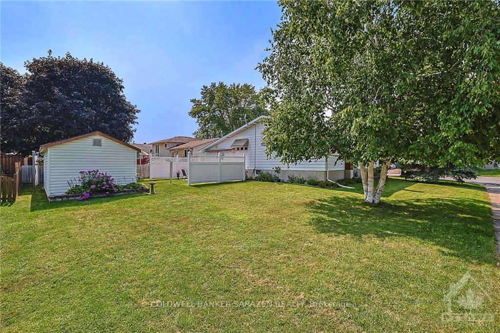 Photo 4 of 188 Allan Drive, Arnprior — HOMEH