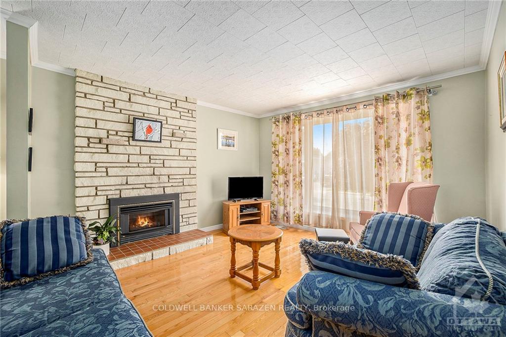Photo 3 of 188 Allan Drive, Arnprior — HOMEH