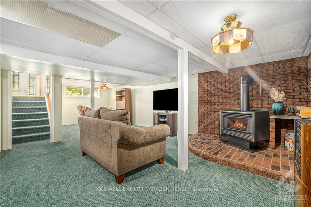 Photo 17 of 188 Allan Drive, Arnprior — HOMEH
