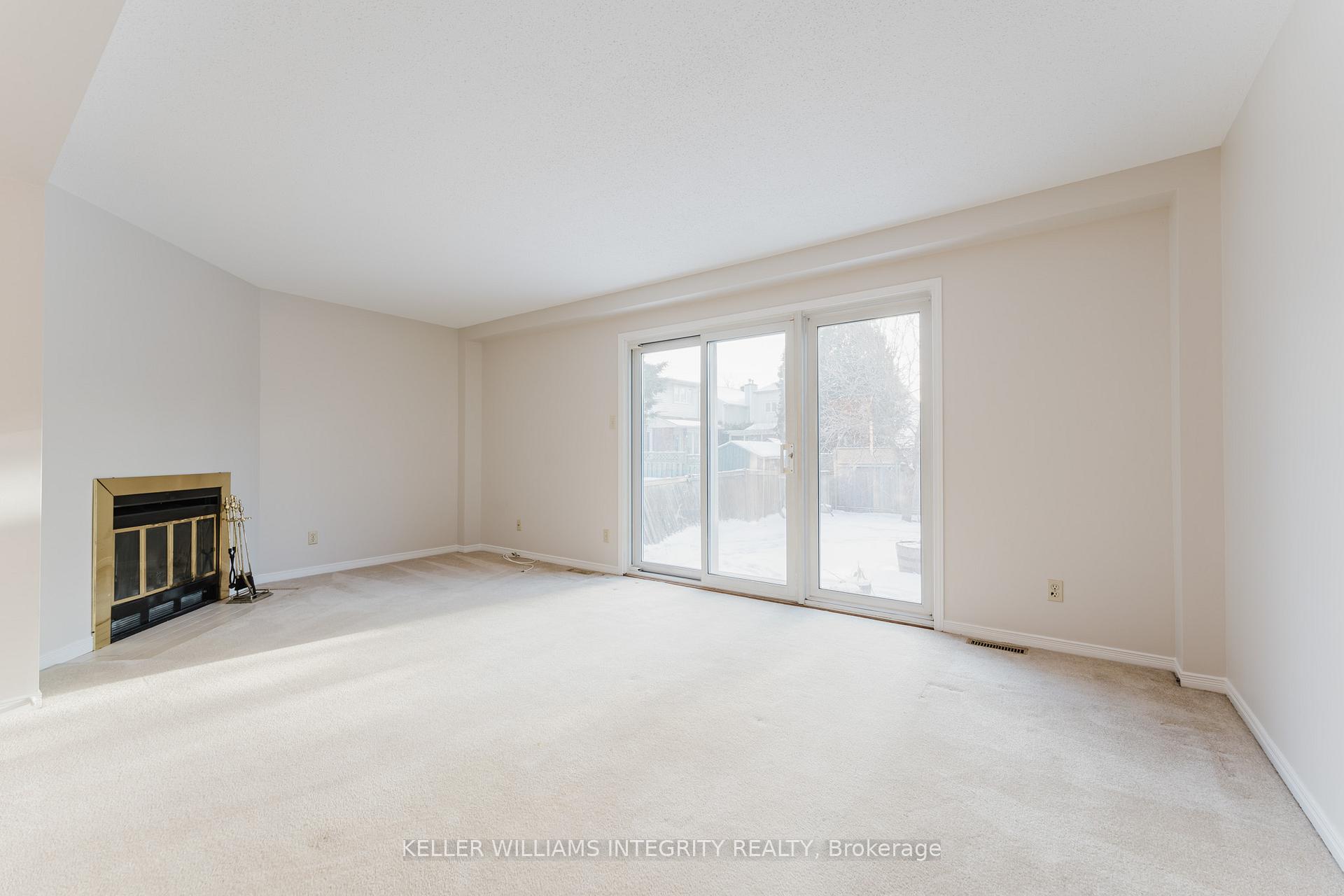 Photo 9 of 5 Bourne Street, Ottawa, Barrhaven - Cedargrove/Fraserdale — HOMEH