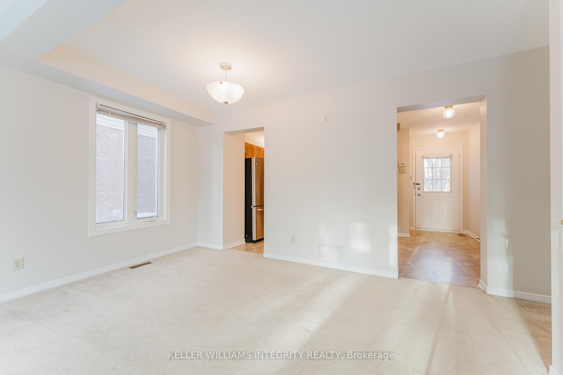 Photo 10 of 5 Bourne Street, Ottawa, Barrhaven - Cedargrove/Fraserdale — HOMEH