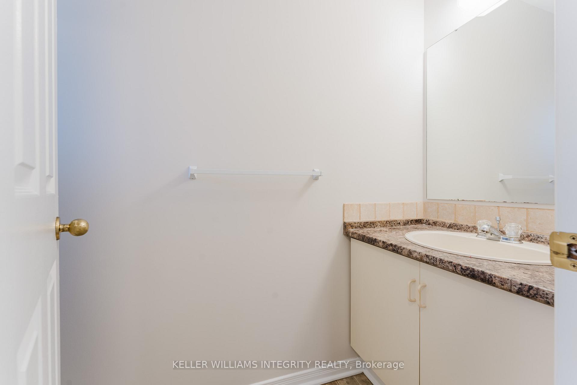 Photo 14 of 5 Bourne Street, Ottawa, Barrhaven - Cedargrove/Fraserdale — HOMEH