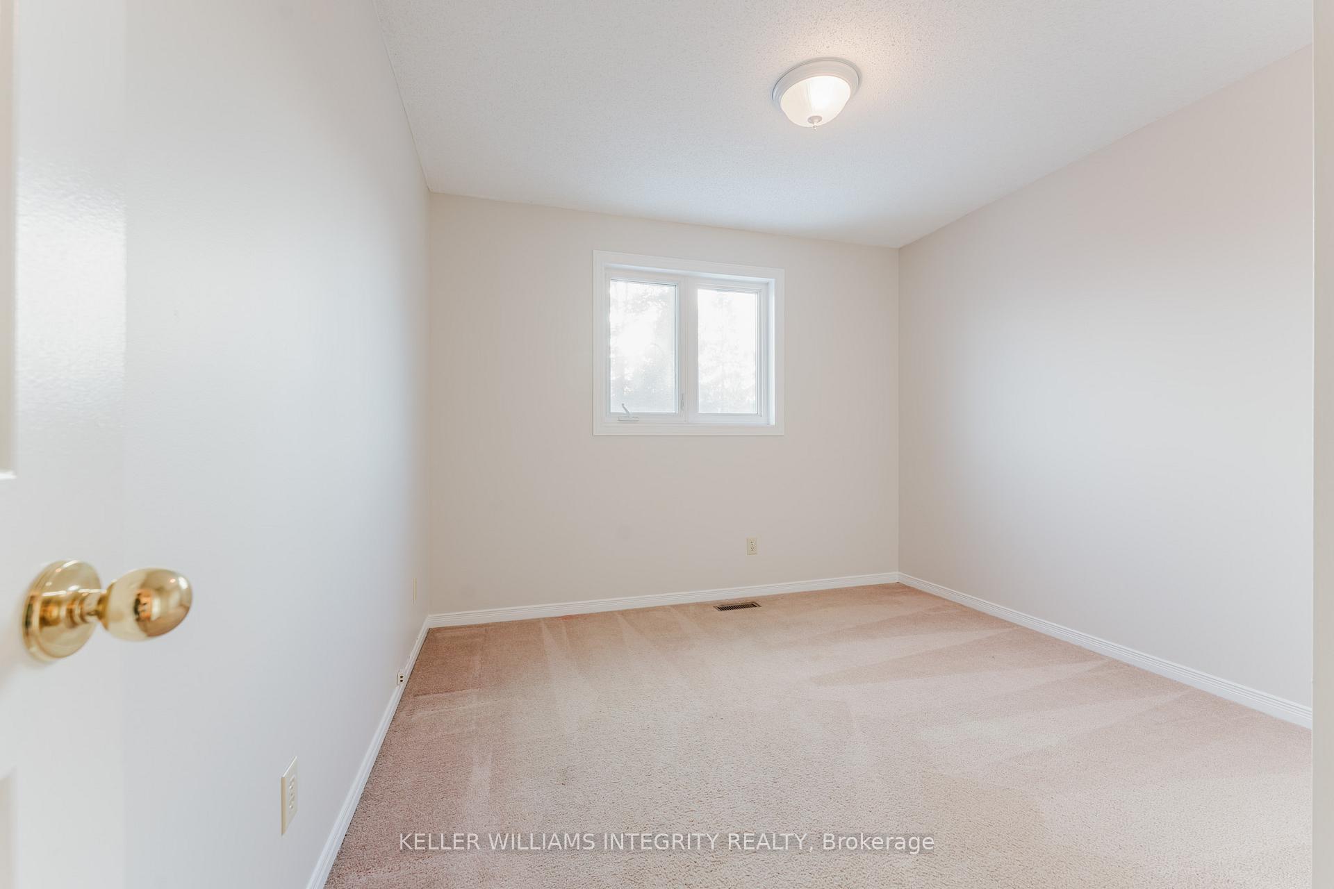 Photo 20 of 5 Bourne Street, Ottawa, Barrhaven - Cedargrove/Fraserdale — HOMEH