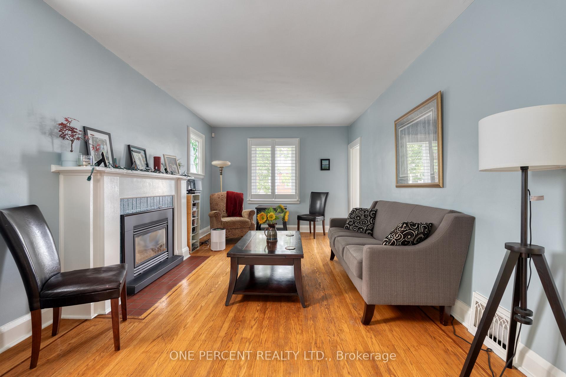 Photo 5 of 33 East 12th Street, Hamilton, Inch Park — HOMEH